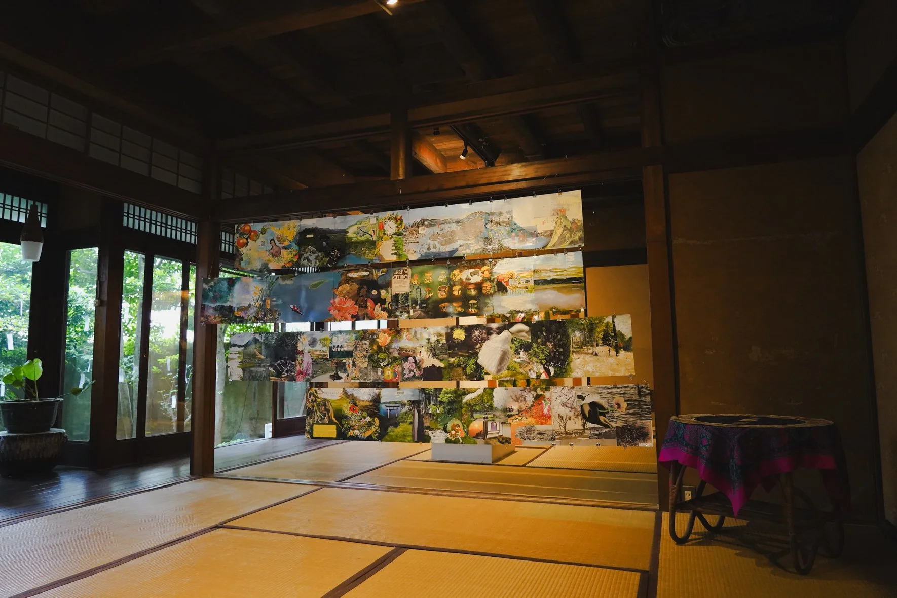 帰る - To return home / Regresar a casa, 2025.
Collage on pages from a 1960s botanical book, hand-stitched together. Photo: Hanako Nakane (c)