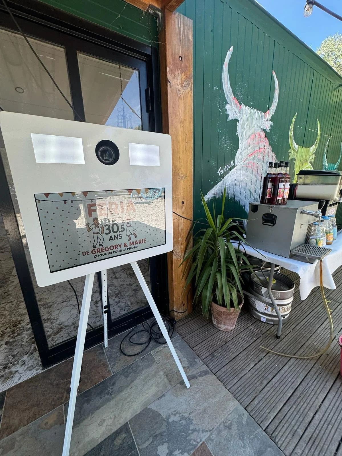 Photobooth anniversaire en Drôme : l’animation parfaite pour une soirée réussie