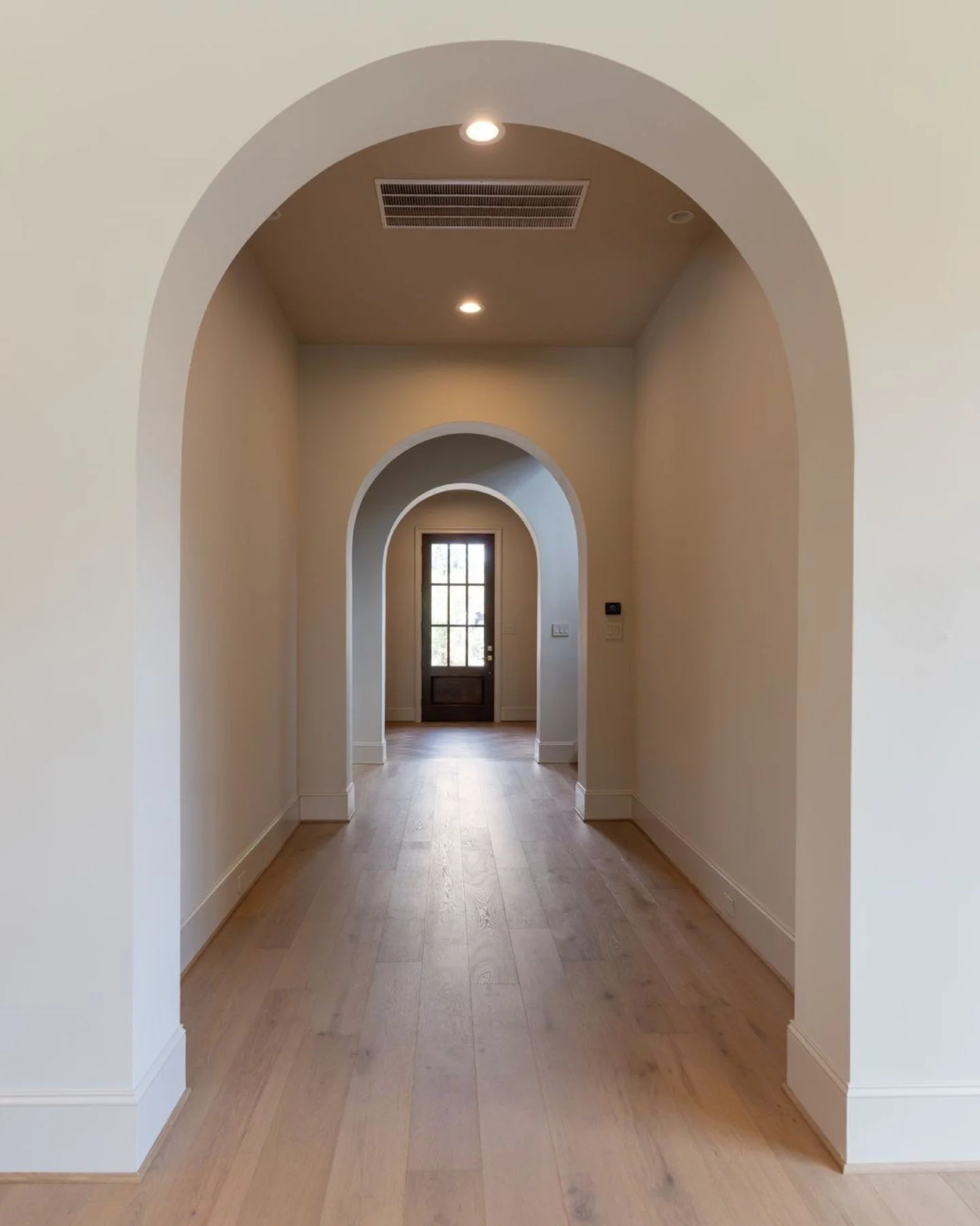 It&rsquo;s easy to get swept up in the big picture. Square footage, floor plans, grand entrances. But we&rsquo;ll always have a soft spot for the details.
The things you can&rsquo;t quite name at first, but that feel like something.
A texture under y