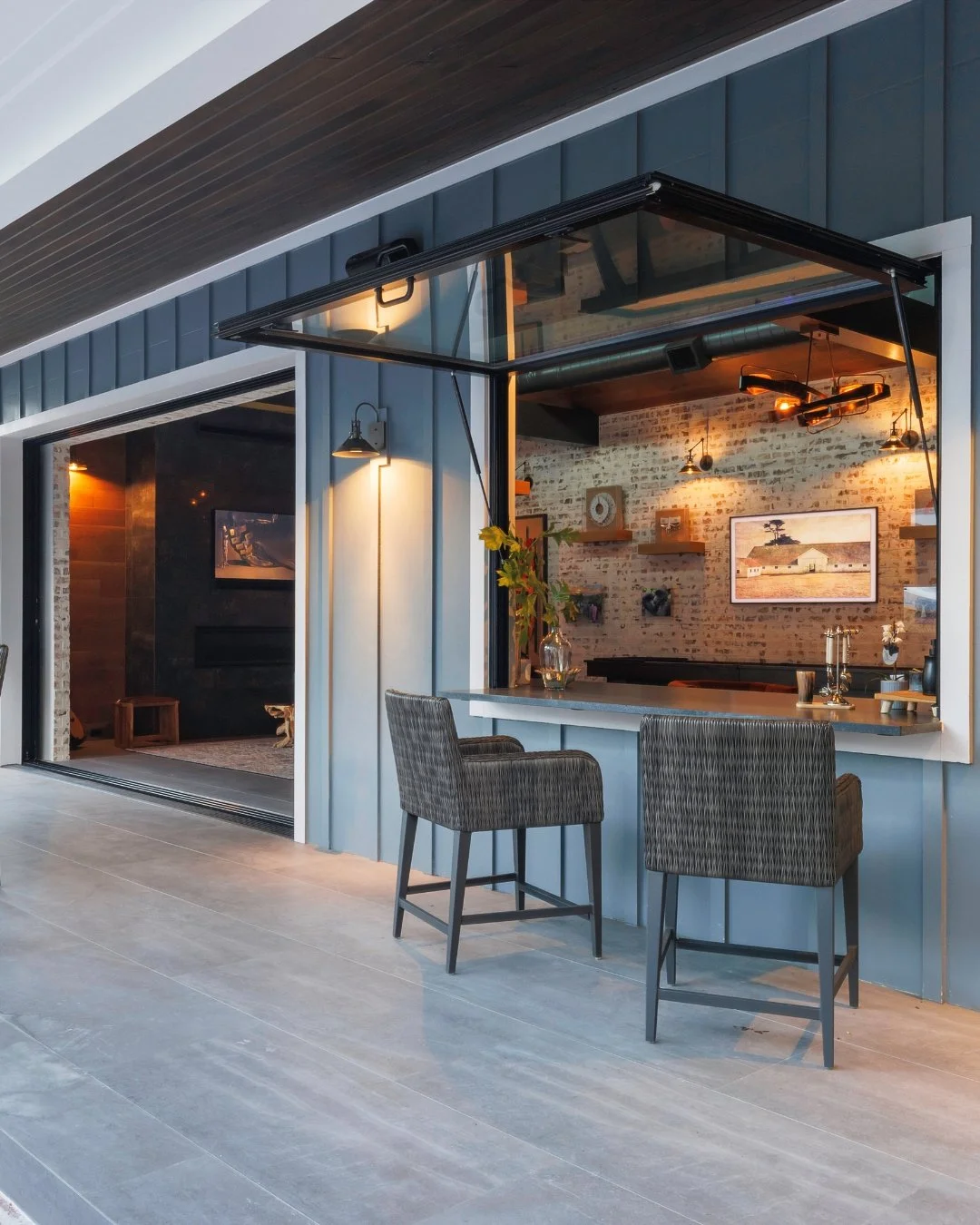 Fall nights are better with the best of both worlds: inside comfort meets open-air vibes. 🍁

Now all it needs is a crockpot full of buffalo chicken dip, a cold drink, and your favorite team on TV.🍻
.
.
.
.
.

#luxurycustomhomes #dreamhomebuilders #