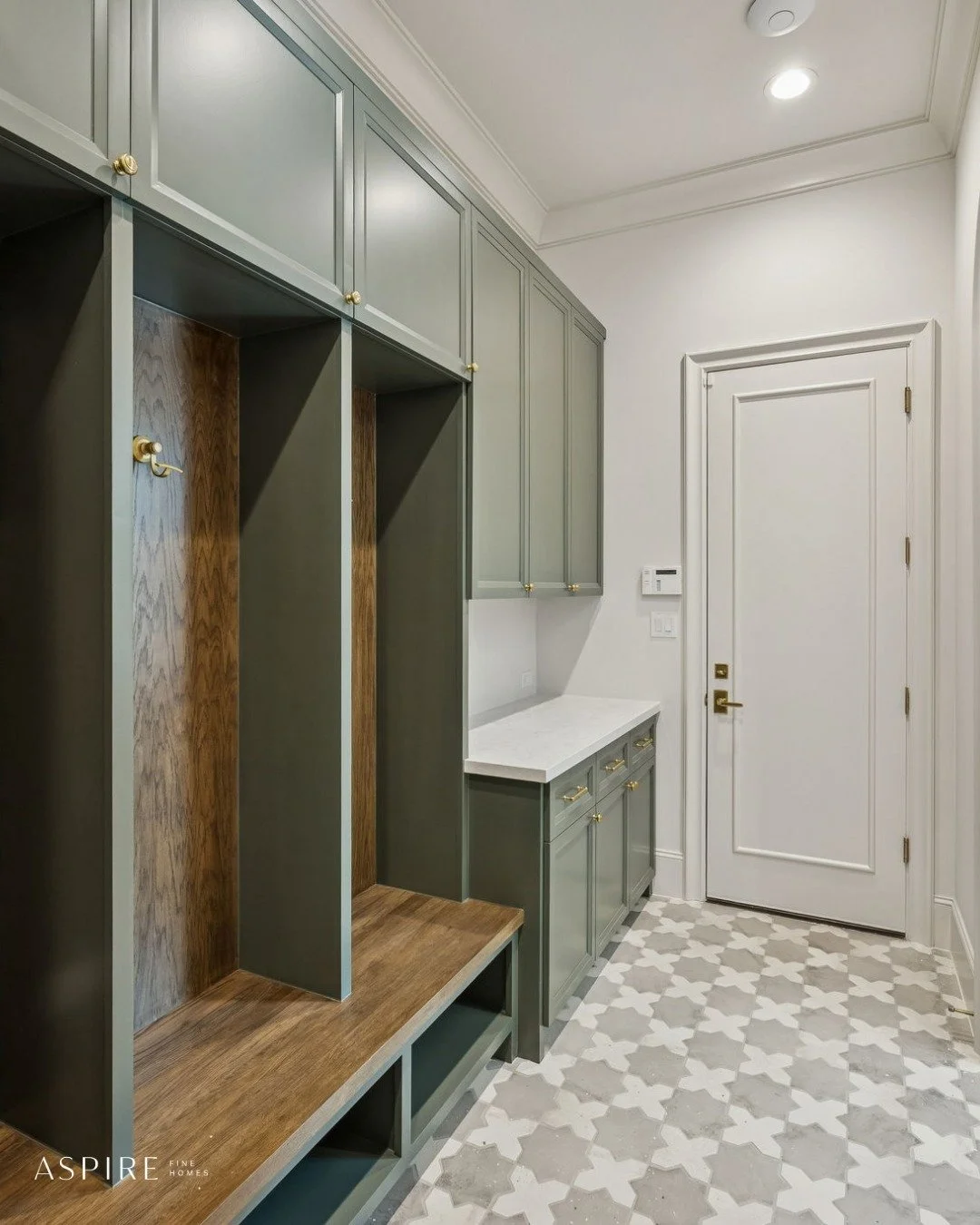 Taking a moment to notice the rooms that often go unnoticed. In our newest completed custom home on Fries Rd, it&rsquo;s the quiet, supporting spaces that make daily life feel effortless.
.
.
.
.
#HomeInspo #HouseGoals #ArchitectureLovers #DesignLove