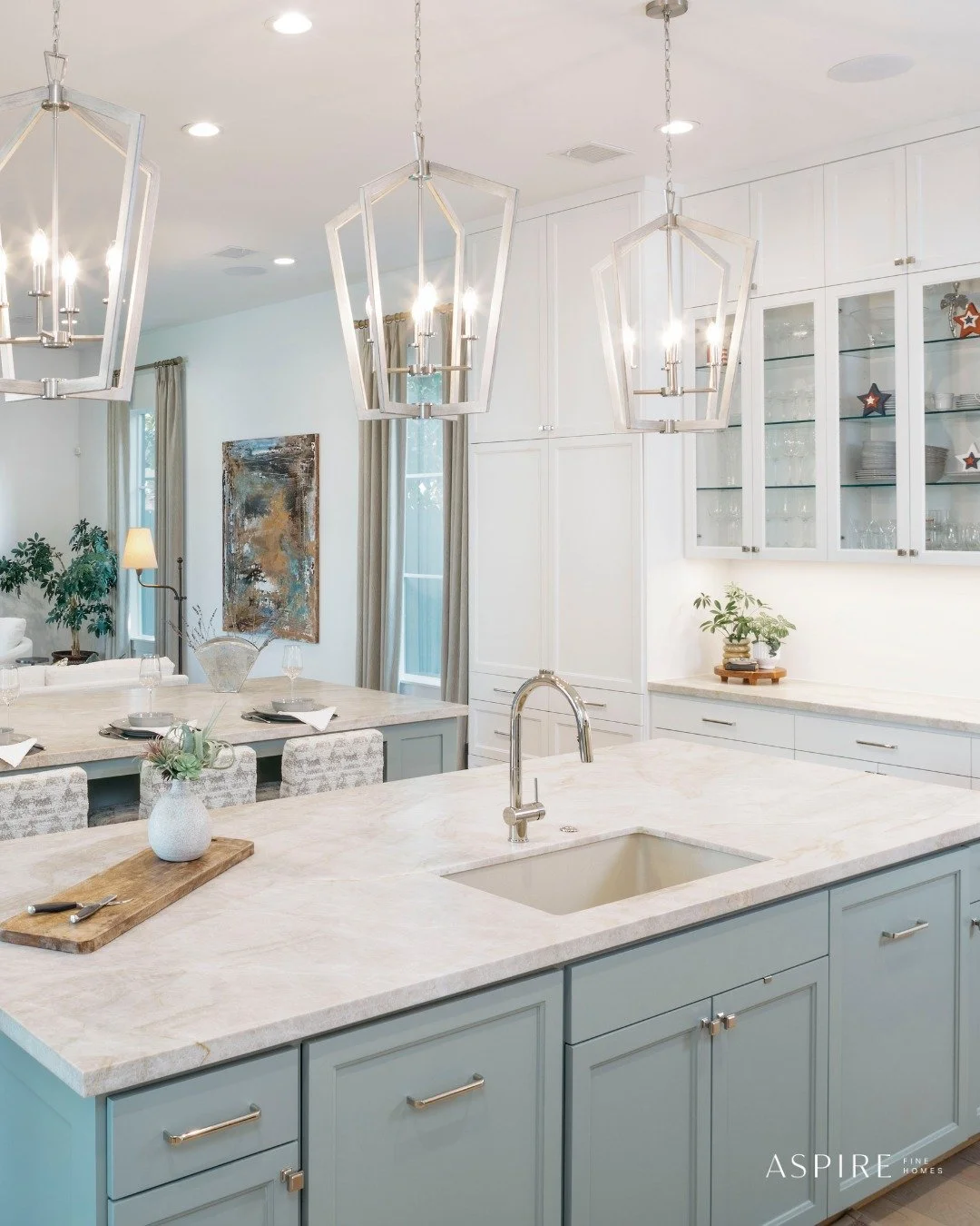 Revisiting this custom home in the Heights.

The details, the light, the way the rooms connect. It all came together exactly how it should.

Homes like this are why we love what we do.
.
.
.
.
#HomeInspo #HouseGoals #ArchitectureLovers #DesignLovers 