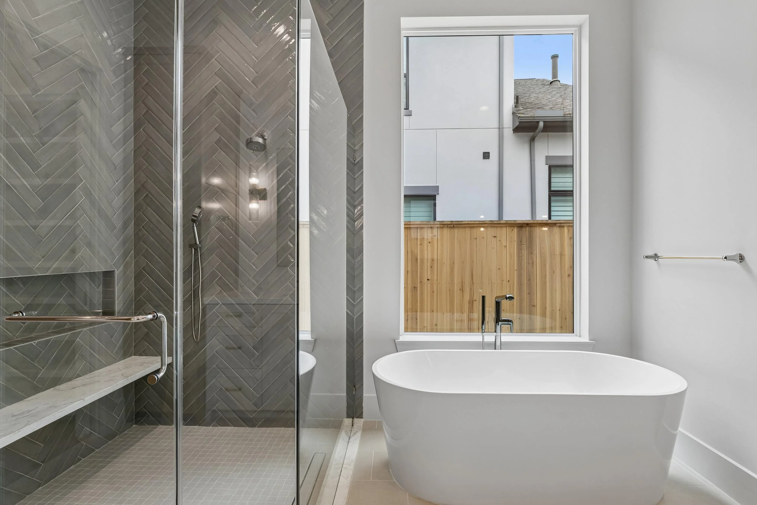 8715 Winningham Primary Bath