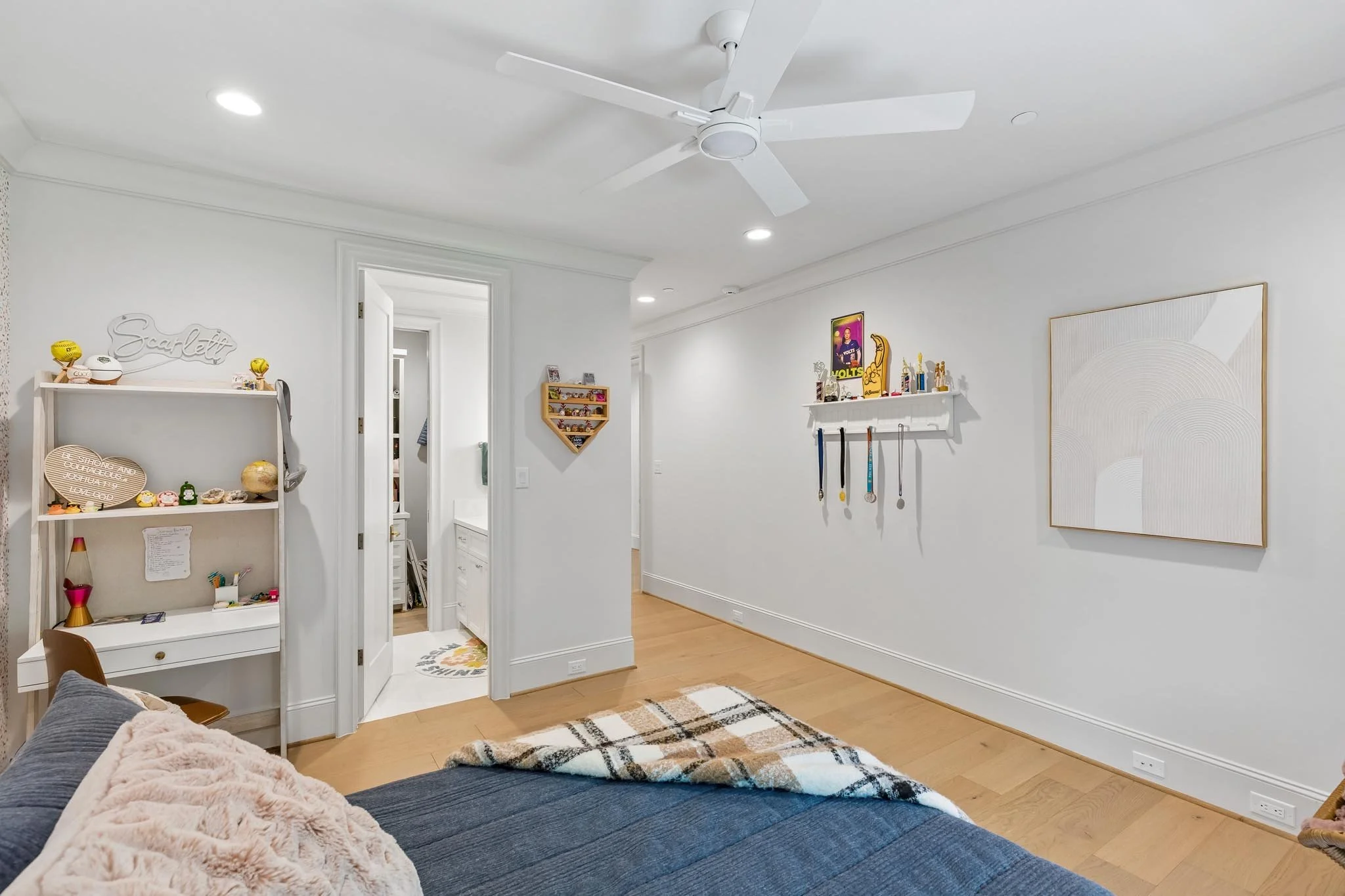 1258 Fries-SECONDARY ROOM-06.jpg