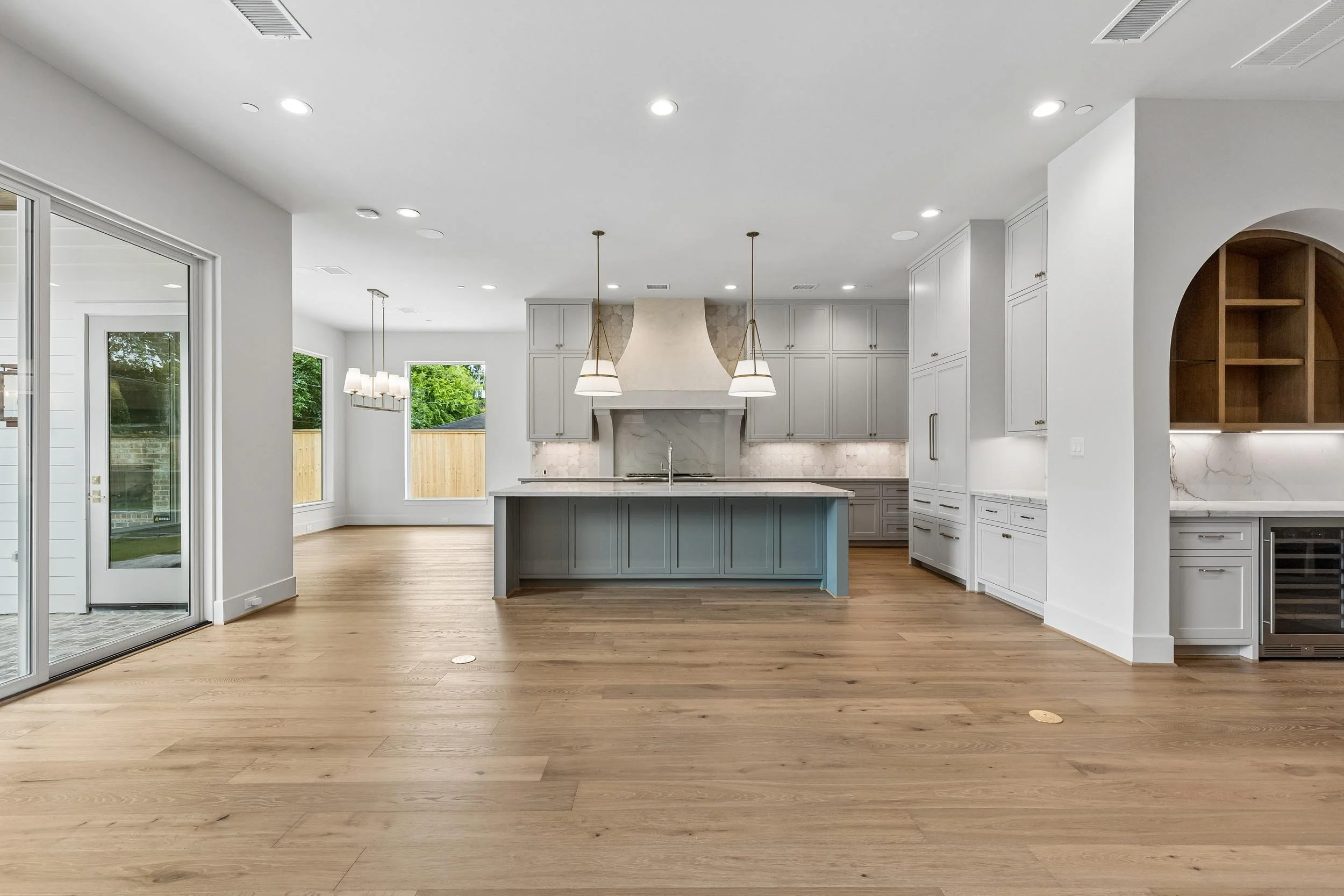 8715 Winningham Kitchen 1