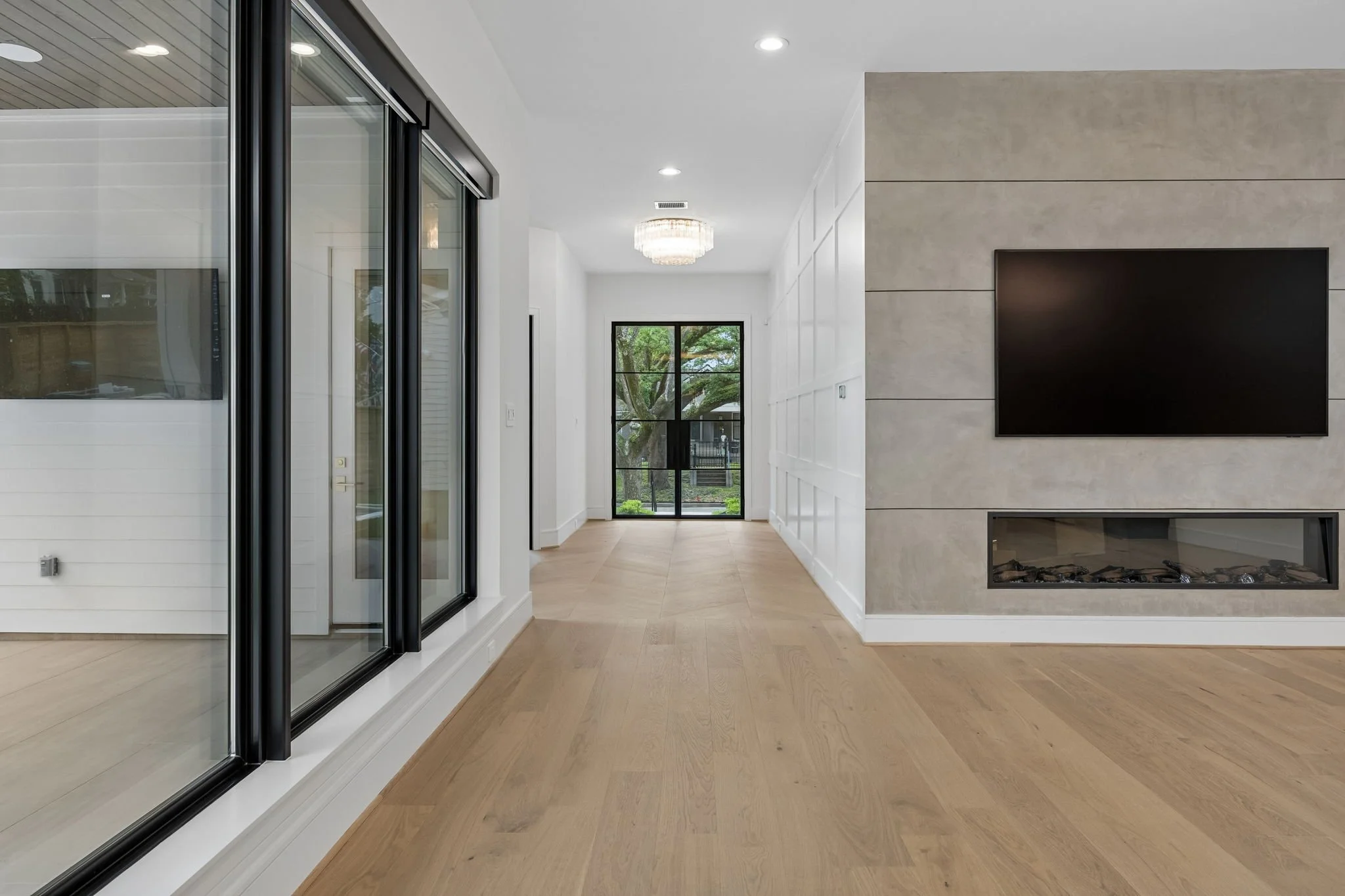 1001 East 7 1/2 Entry II