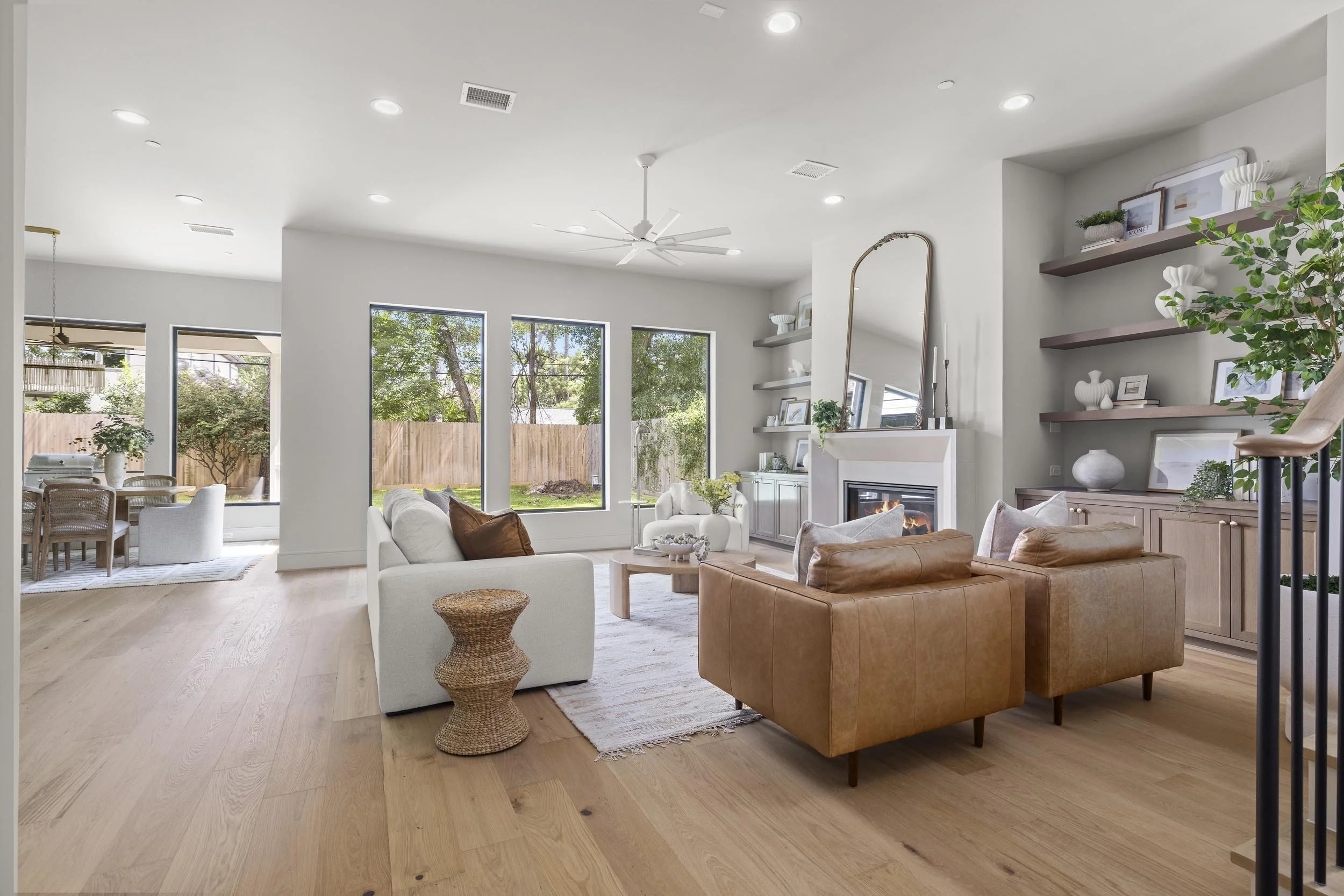 8320 Cedarspur- Living Room -01.jpg