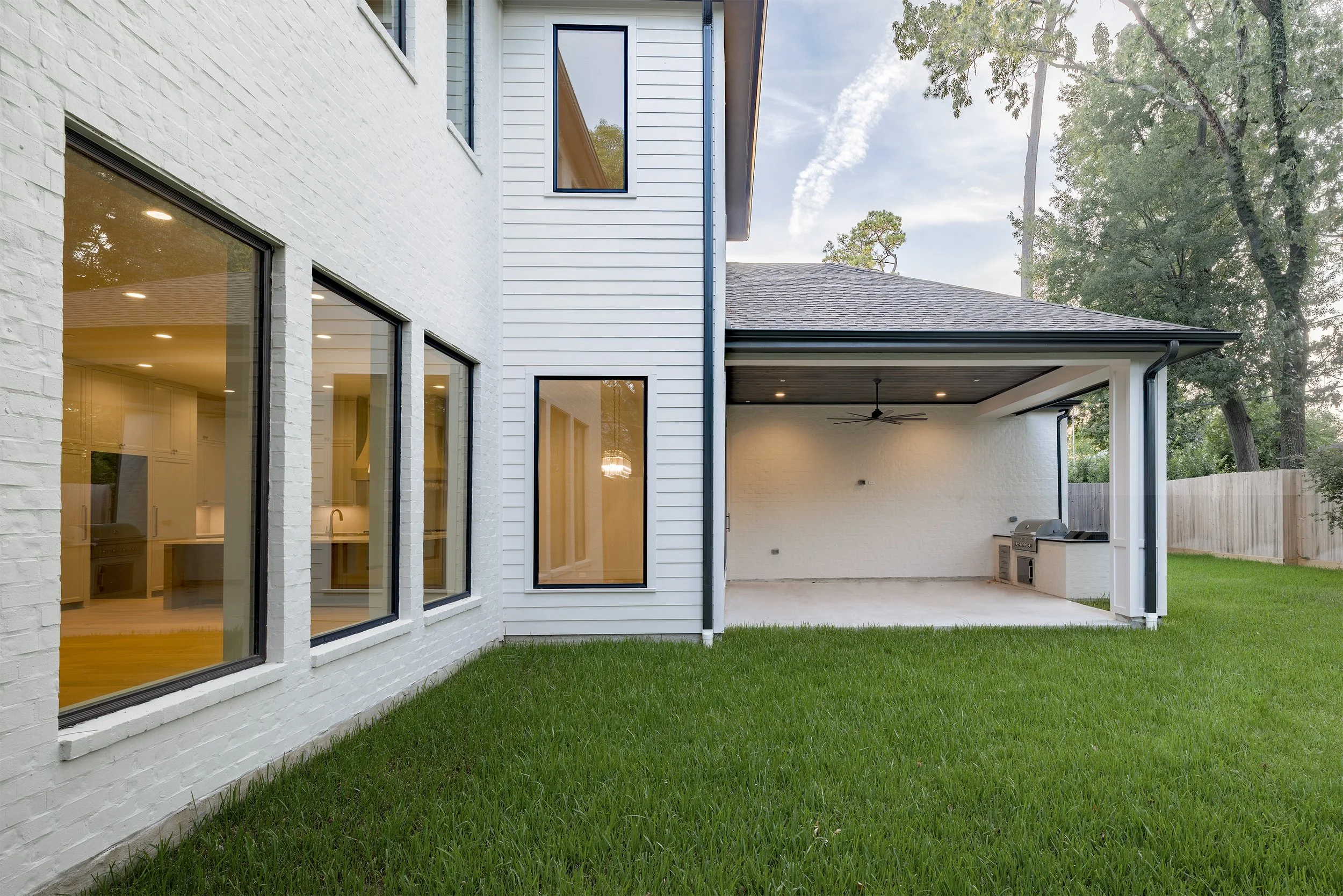 8320 Cedarspur - Backyard - 02.jpg