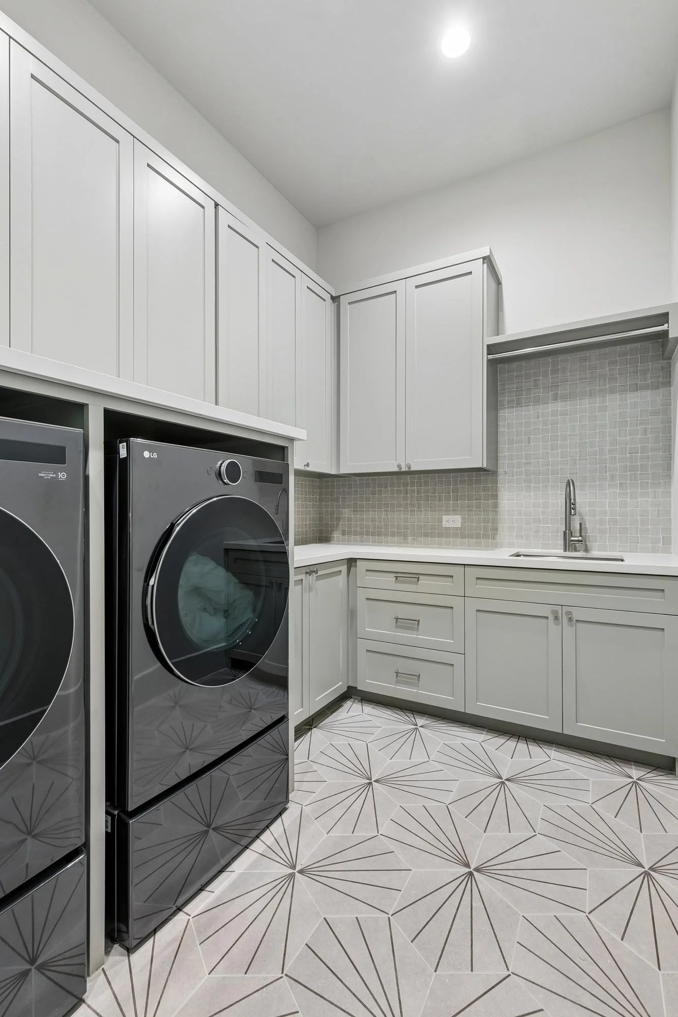 8715 Winningham Utility Room