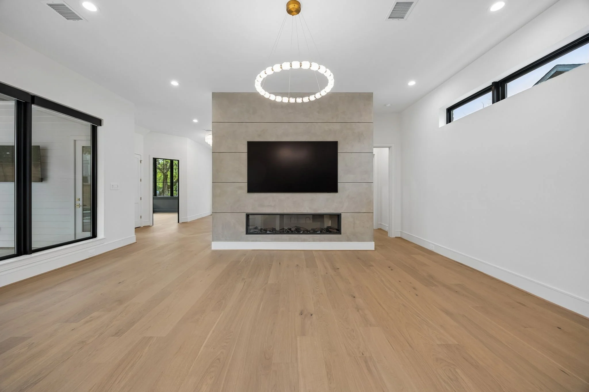 1001 East 7 1/2 Kitchen 2
