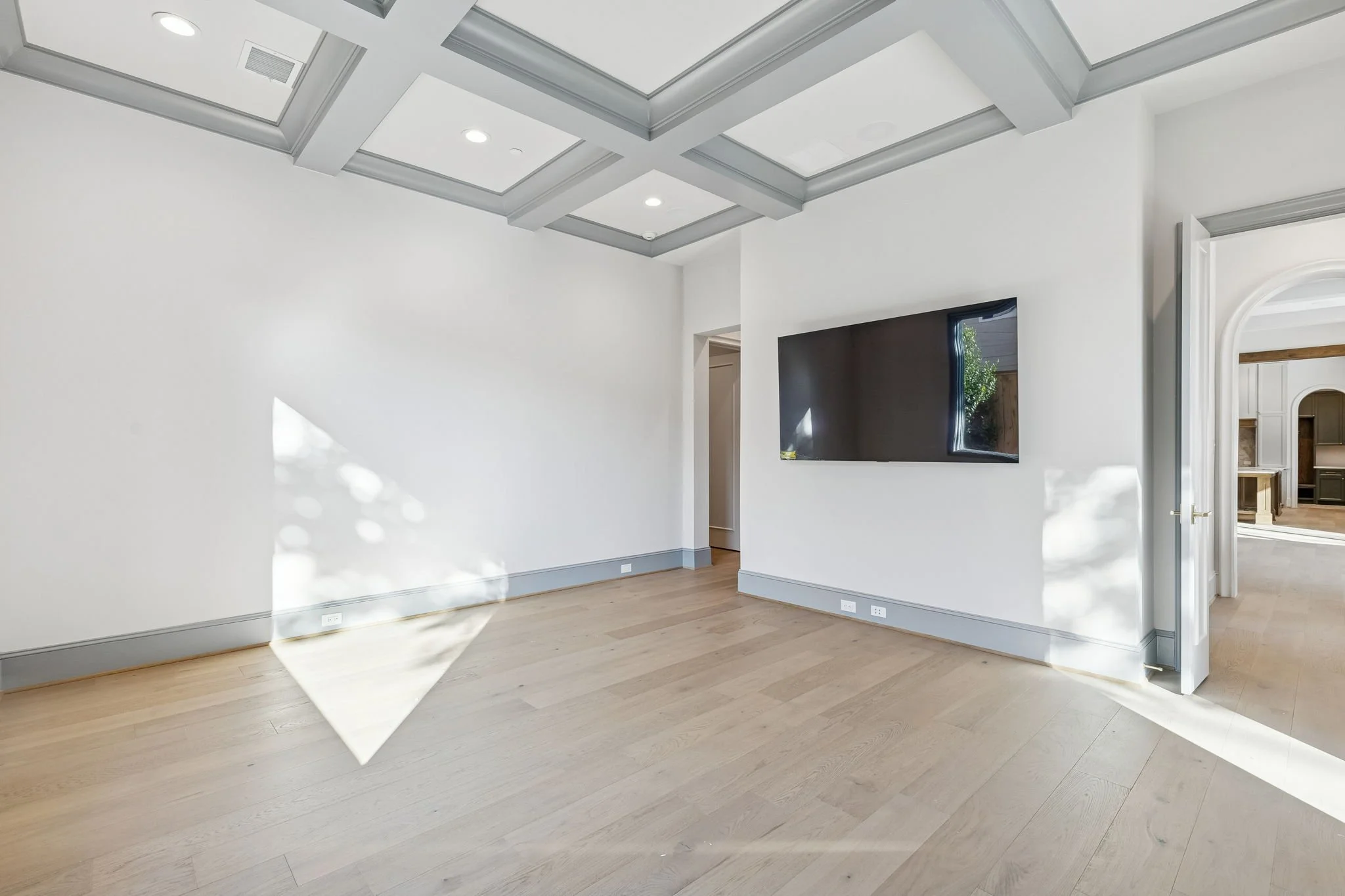 1258 Fries - Downstairs Flex Room 2.jpg