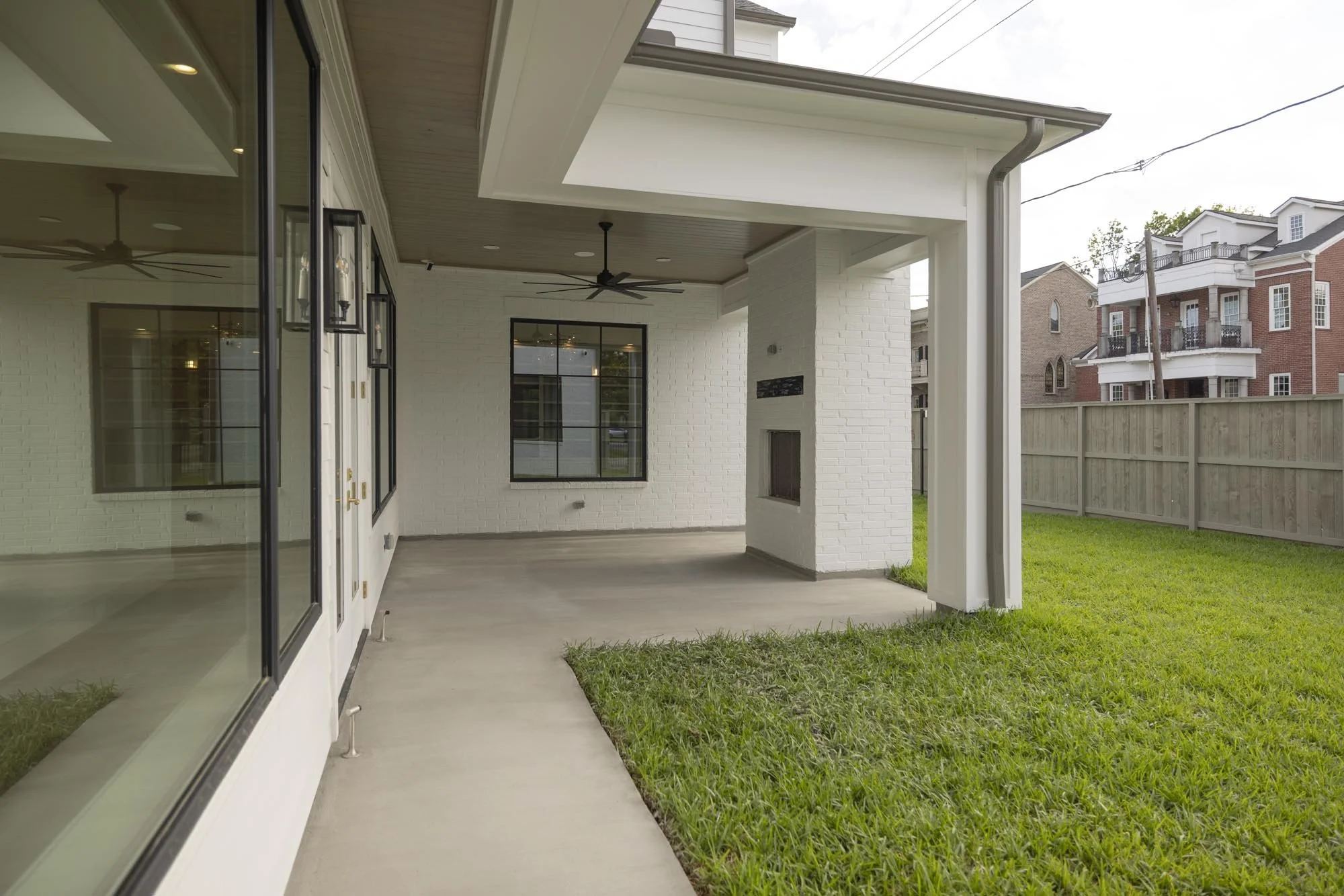 702 8th st - BACKYARD - 03.jpg