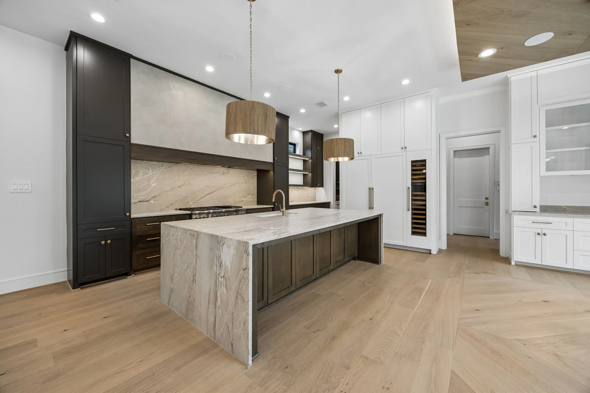1001 East 7 1/2 Kitchen II 