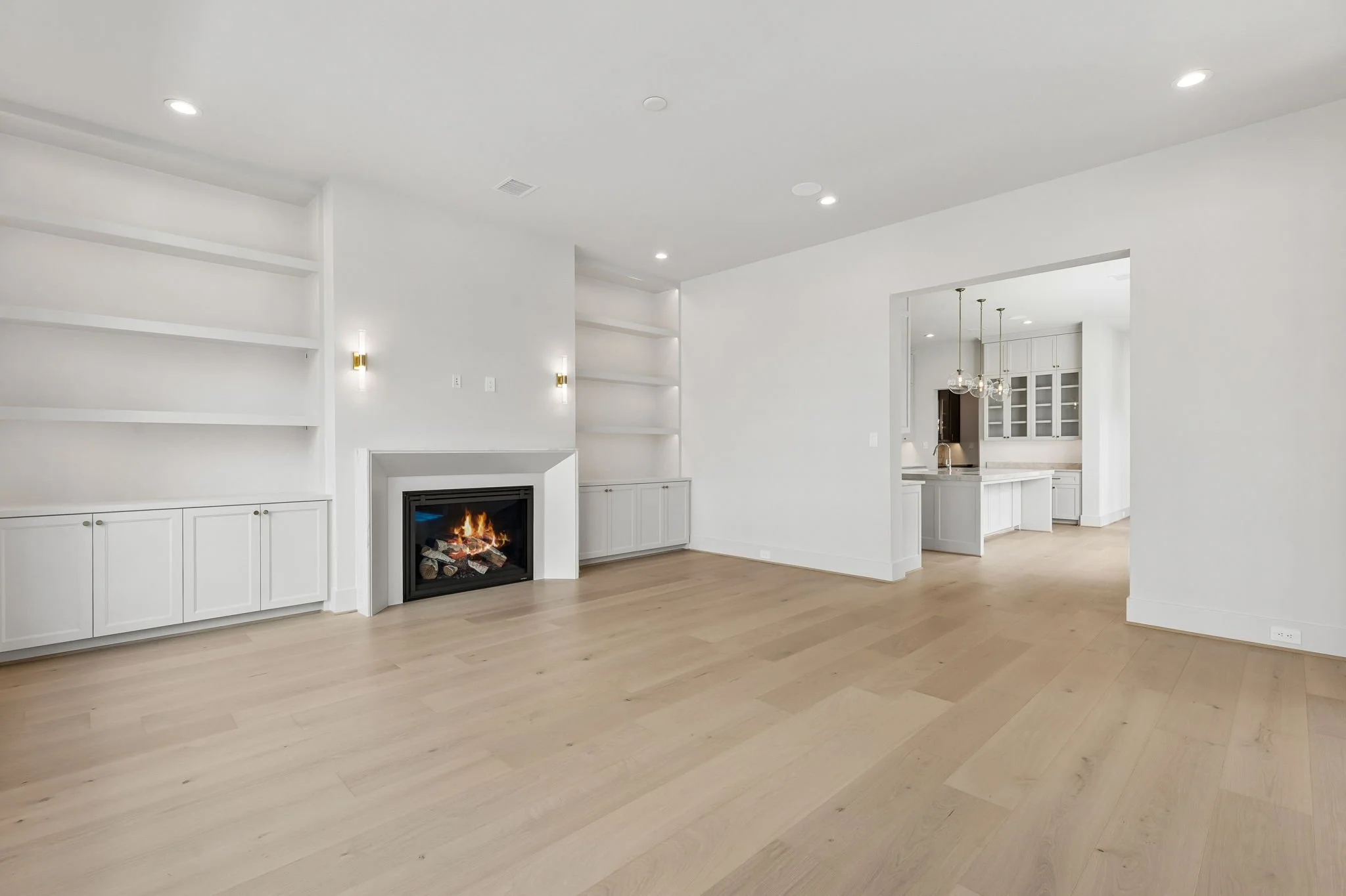 702 E 8th - Living Room 2.jpg