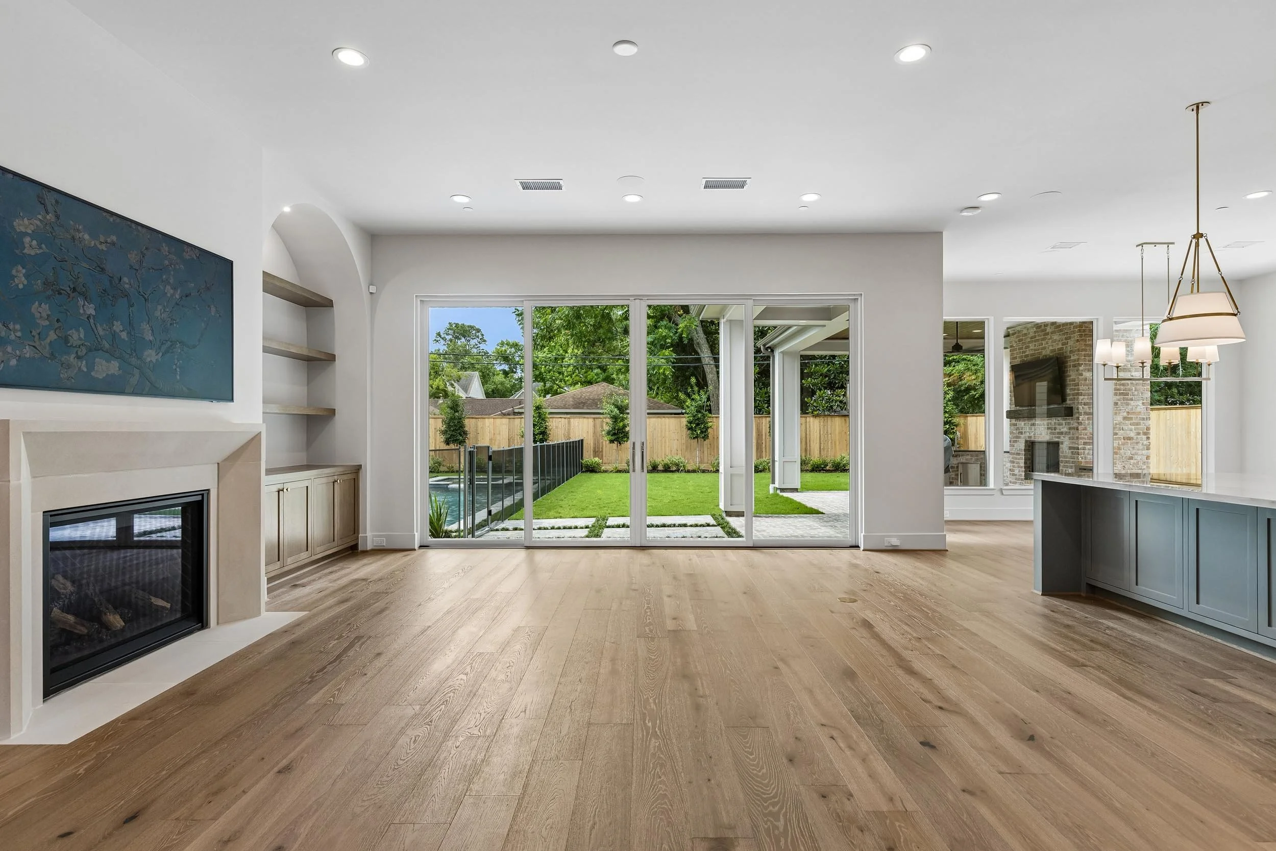 8715 Winningham Living Room 3