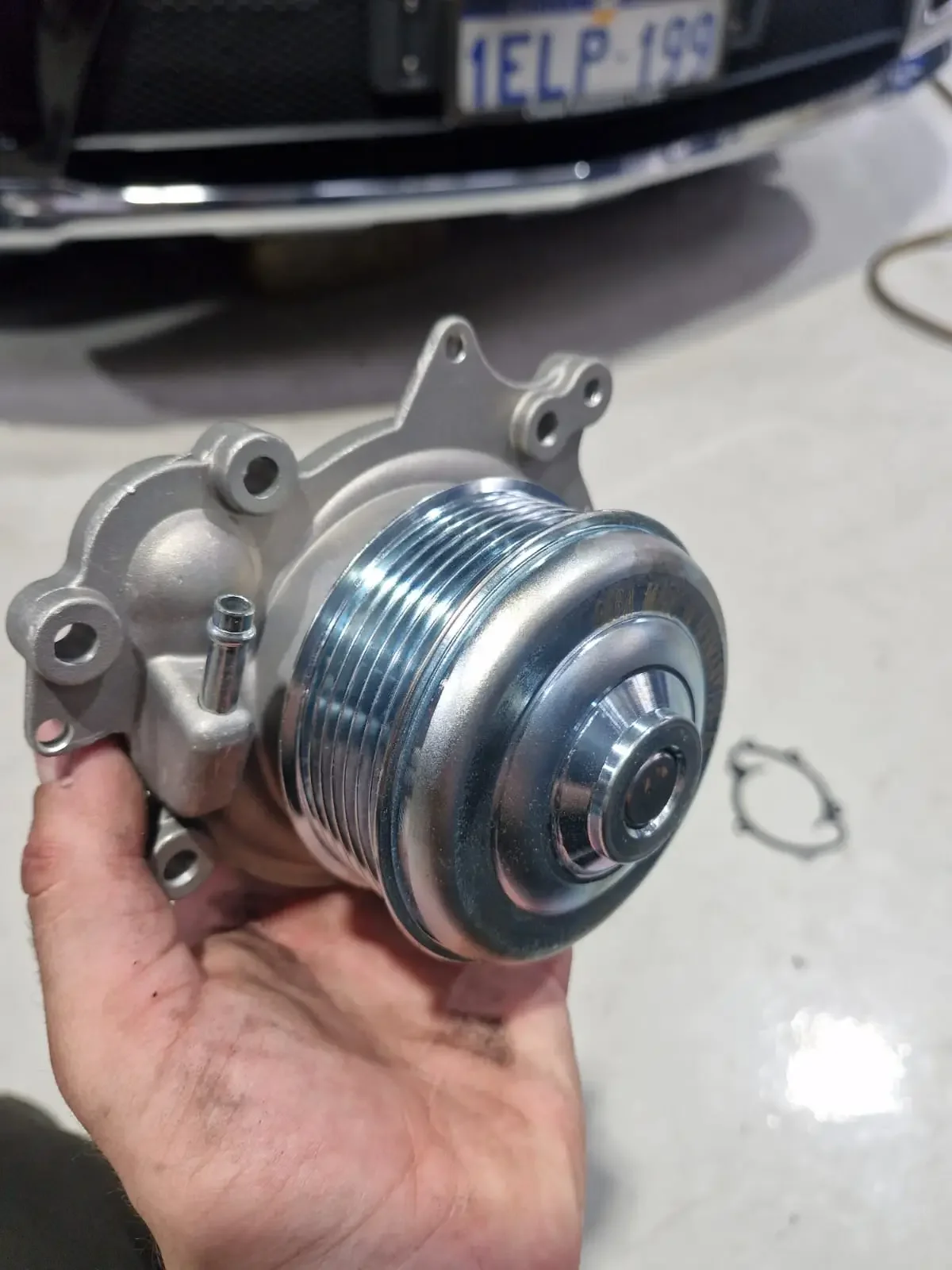 Mercedes Benz GL350 Water Pump Replacement 10.webp