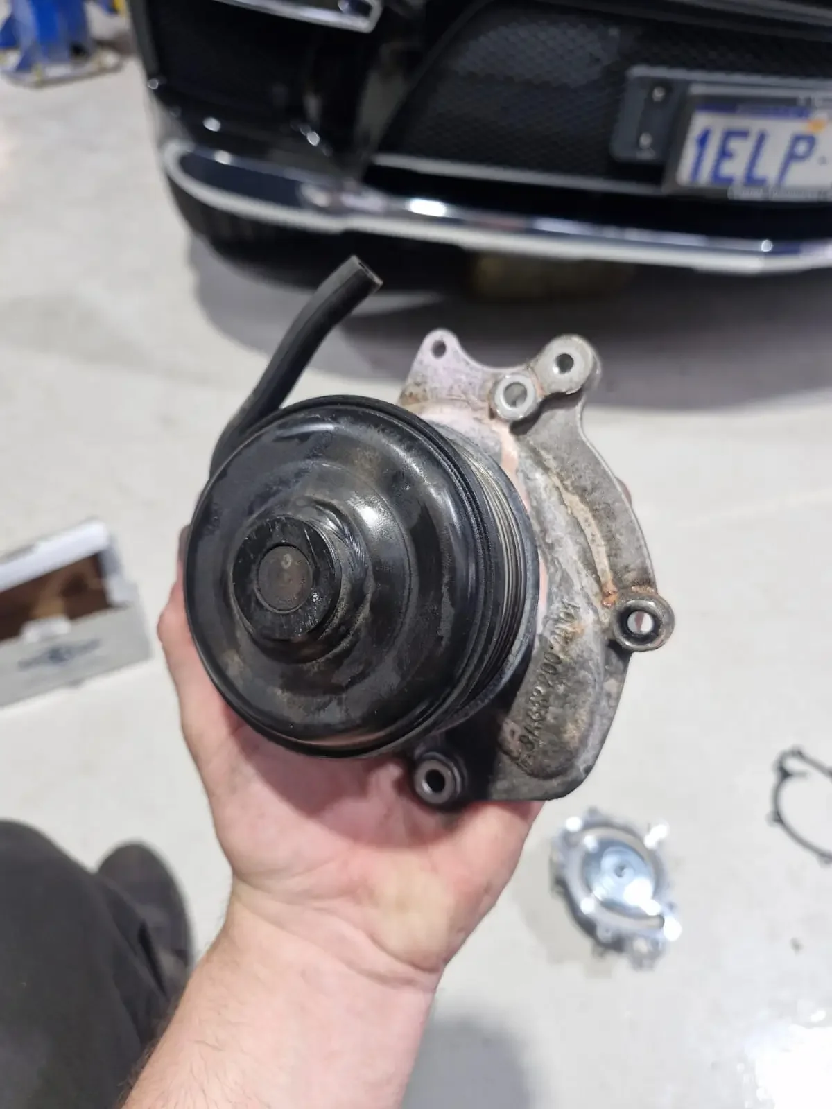 Mercedes Benz GL350 Water Pump Replacement 13.webp