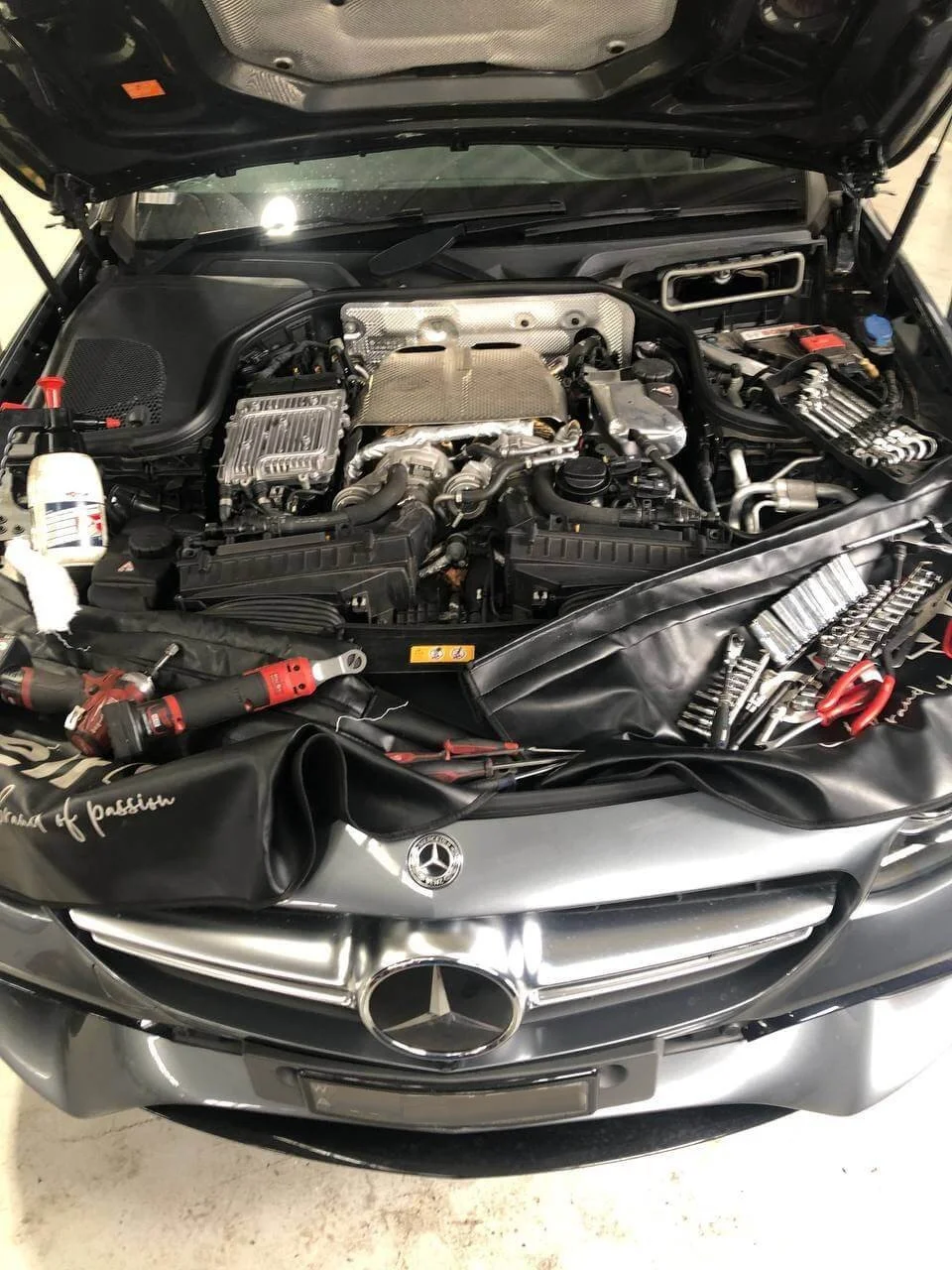 Cylinder Scoring on a W213 Mercedes-AMG E63 S 01.jpg