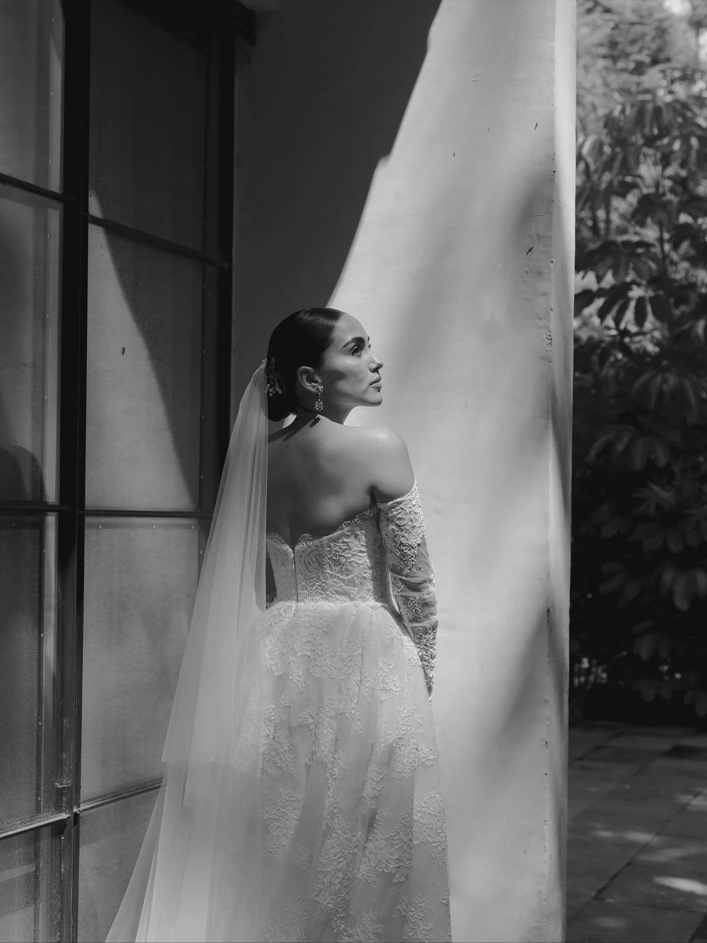Ana was a beautiful bride with a beautiful look. 

@anapvbr 
@vadeblanco 
@beredelarosamakeup 
@rincondorado