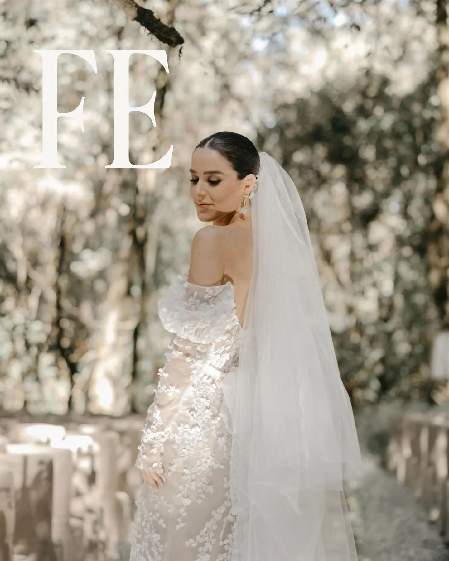 Las bodas han sido mi motor y una gran inspiraci&oacute;n.
Ha sido incre&iacute;ble conocer tantos lugares, historias, familias y colegas que han abierto su coraz&oacute;n.
En este camino ha sido maravilloso poder tener el privilegio de hacer lo que 