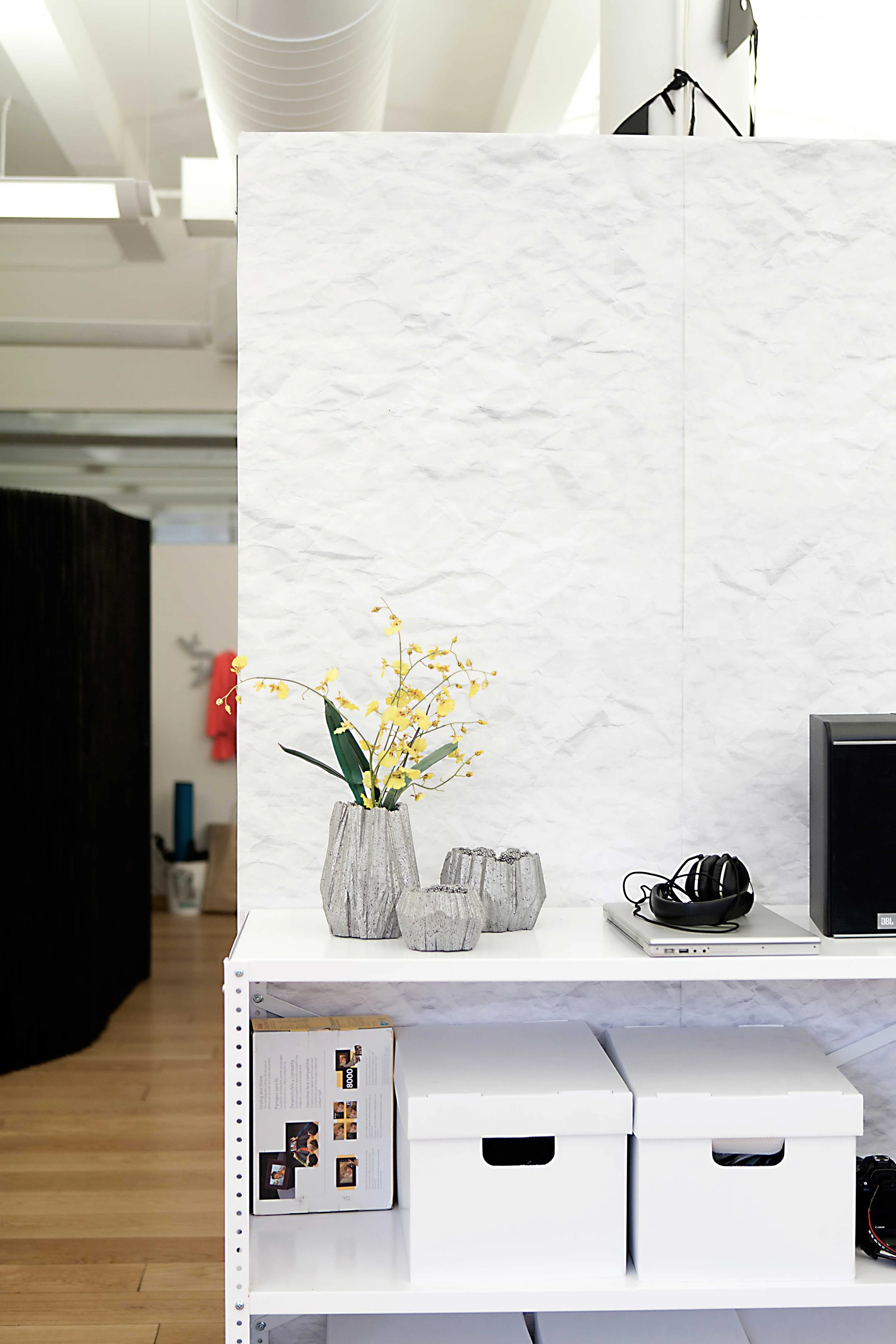 byAMT-Studio-Crumpled-Rollout-Wallpaper-n-Vases.jpg