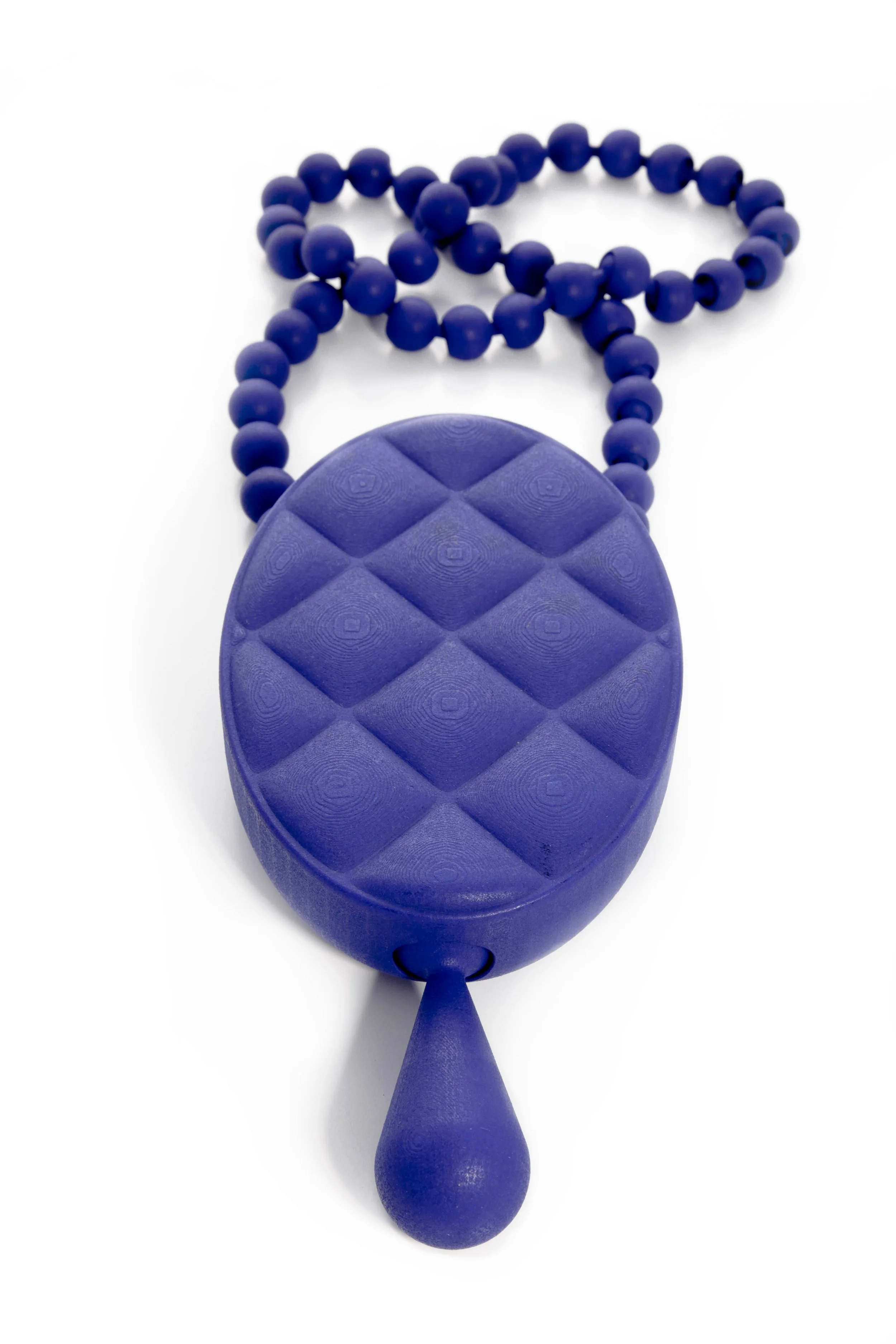 Quilt-Collection-Nylon-3DPrint-byAMT-PhotoLisaKlappe-WB-Necklace-BL.jpg