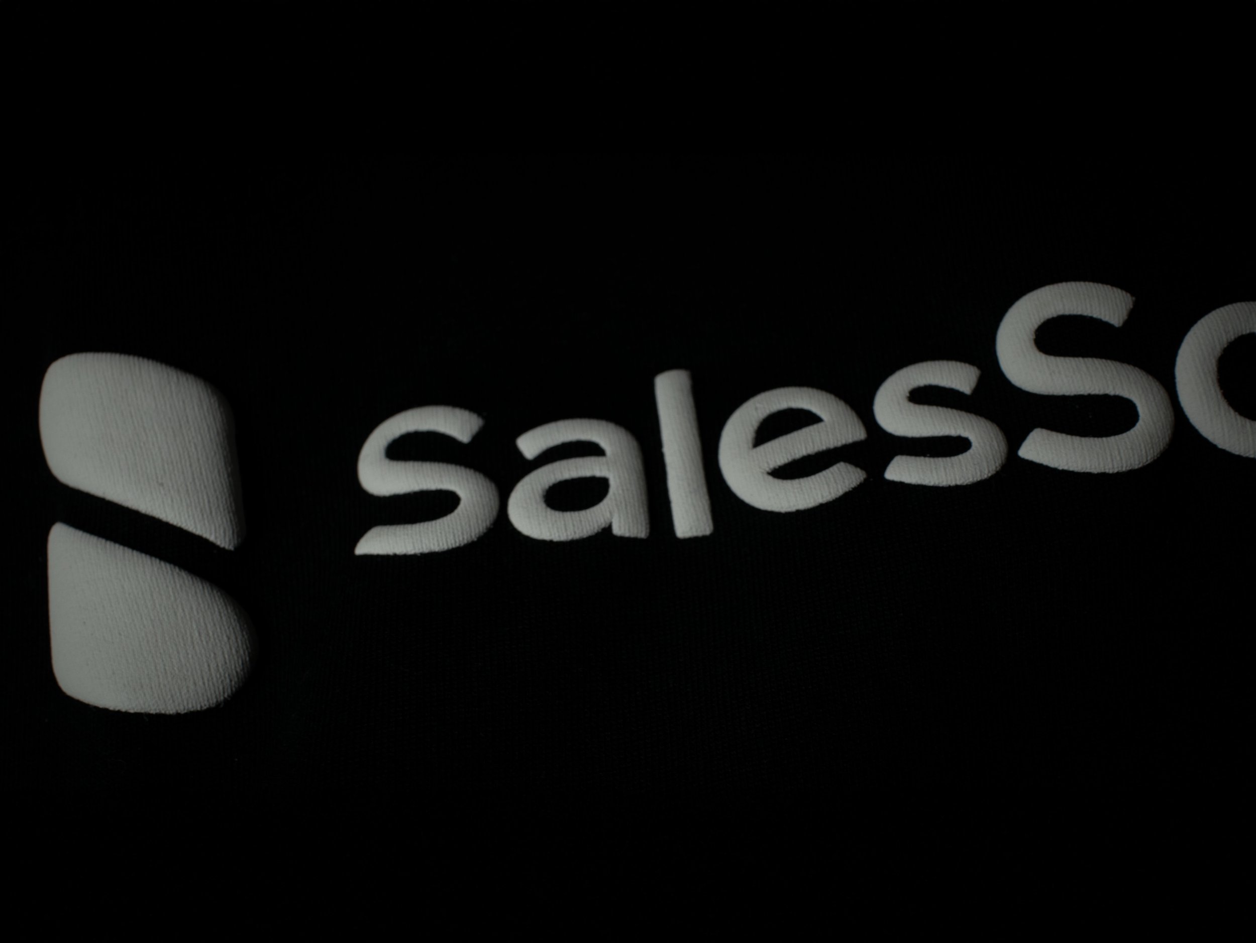 SalesScreen Puffer Print Detail.jpg