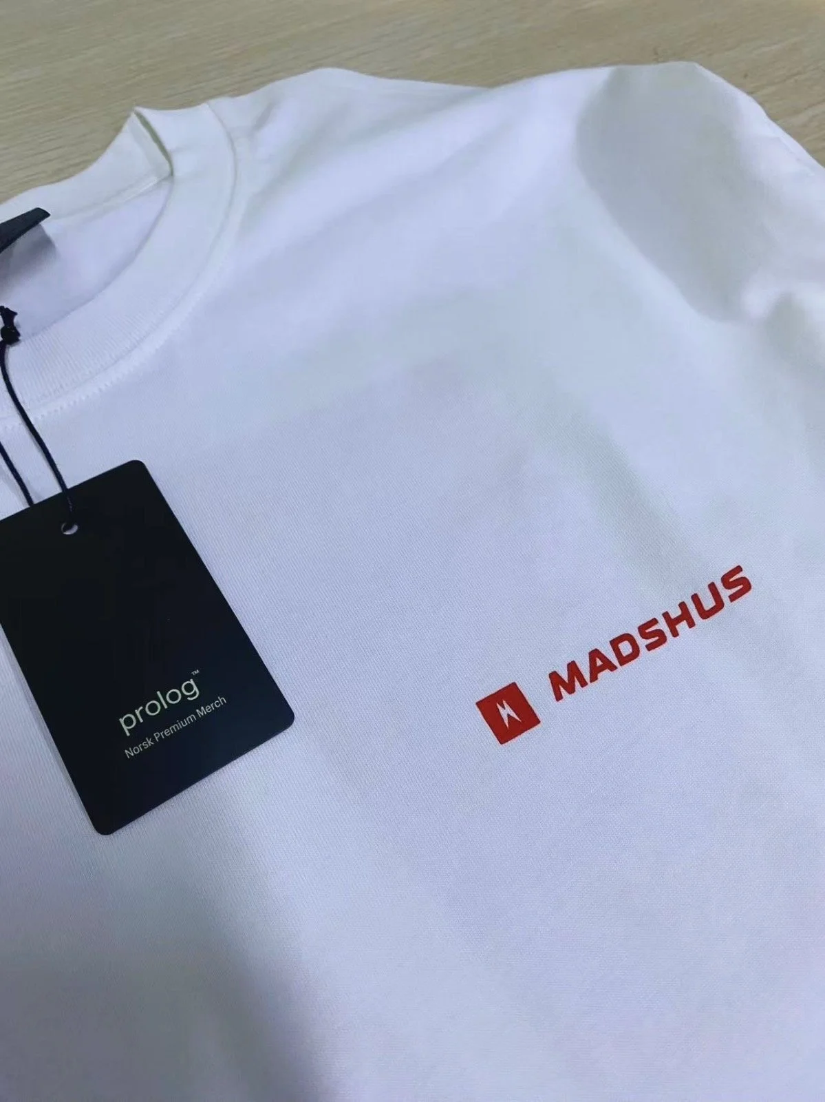 Madshus x Prolog Offwhite longsleeve.jpeg
