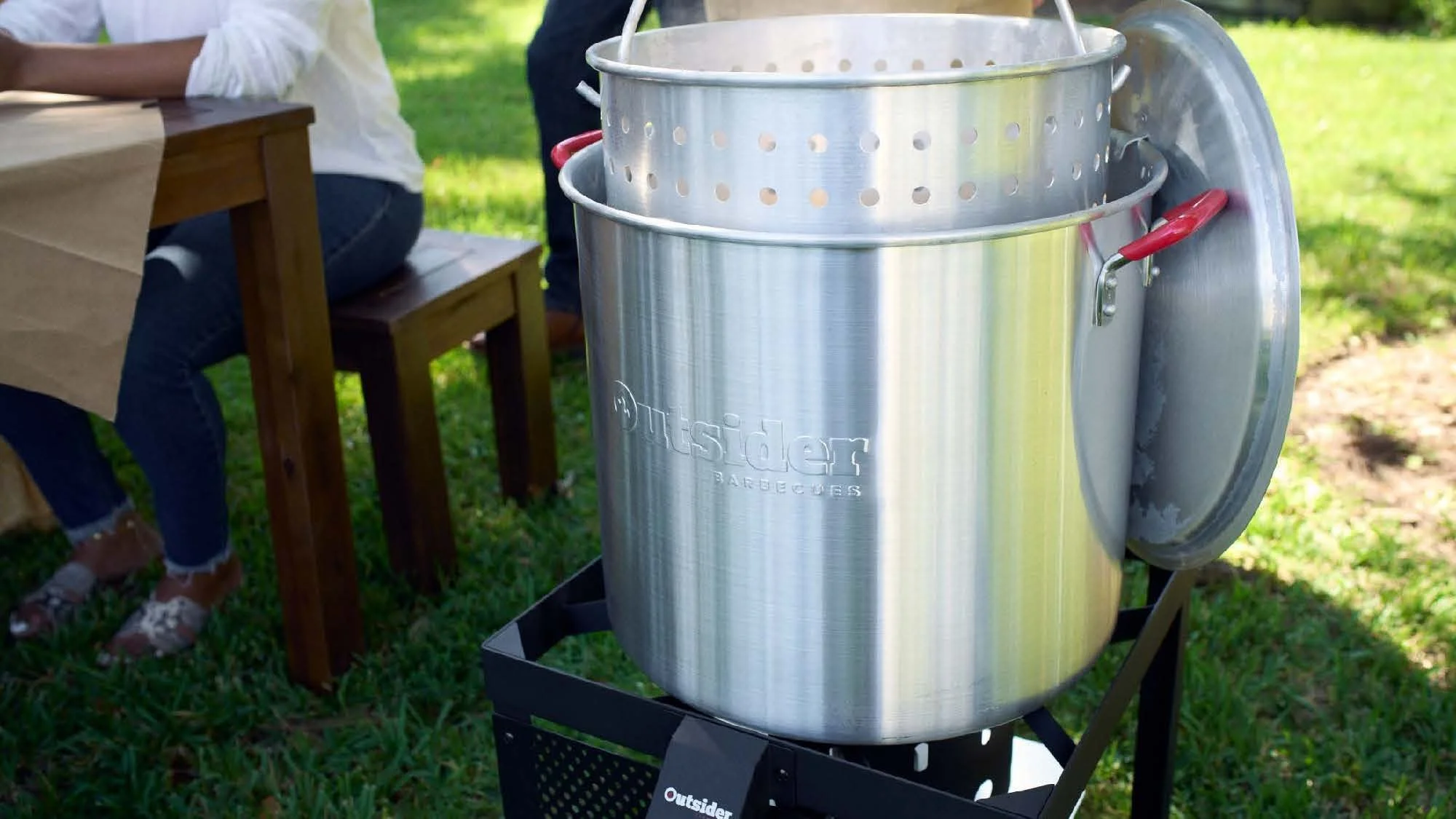 Lowes_OutsiderBarbecues-Cookers_Page_11.jpg