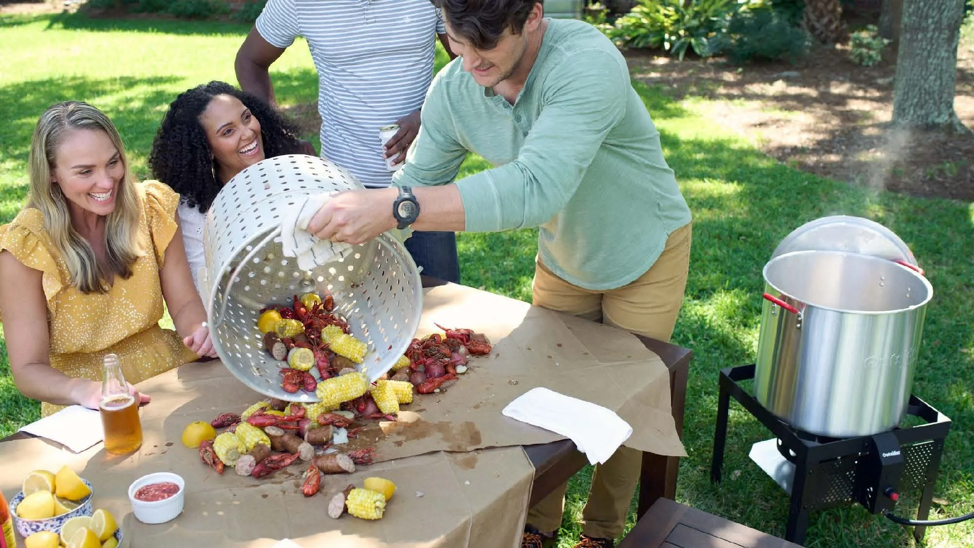 Lowes_OutsiderBarbecues-Cookers_Page_12.jpg