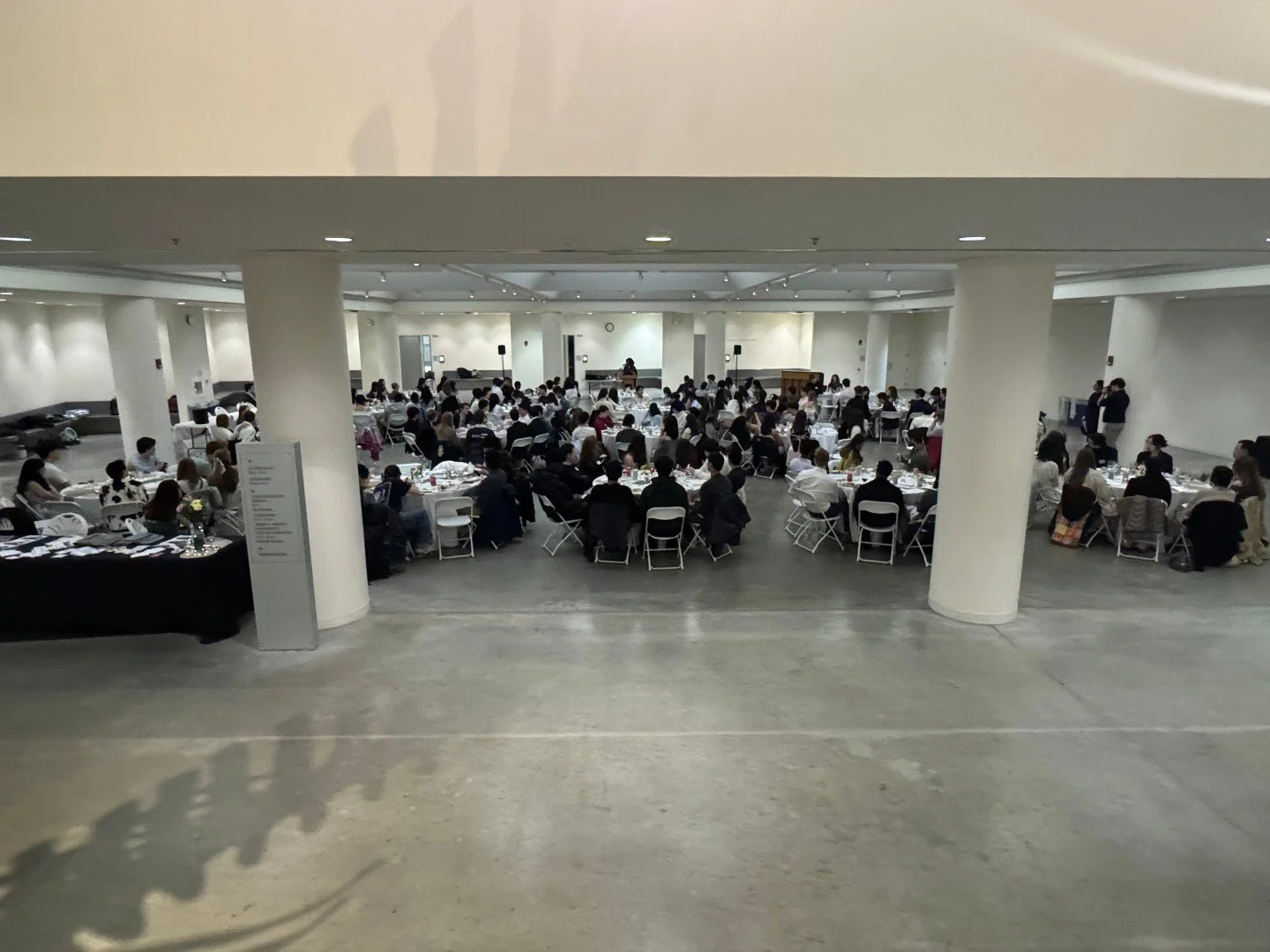 Over 200 students gathered to hear the Gospel at the Easter Feast. A powerful moment as students encountered the truth of Jesus and experienced authentic Christian community.

At Christian Union Gloria, students are challenged to seek God wholehearte