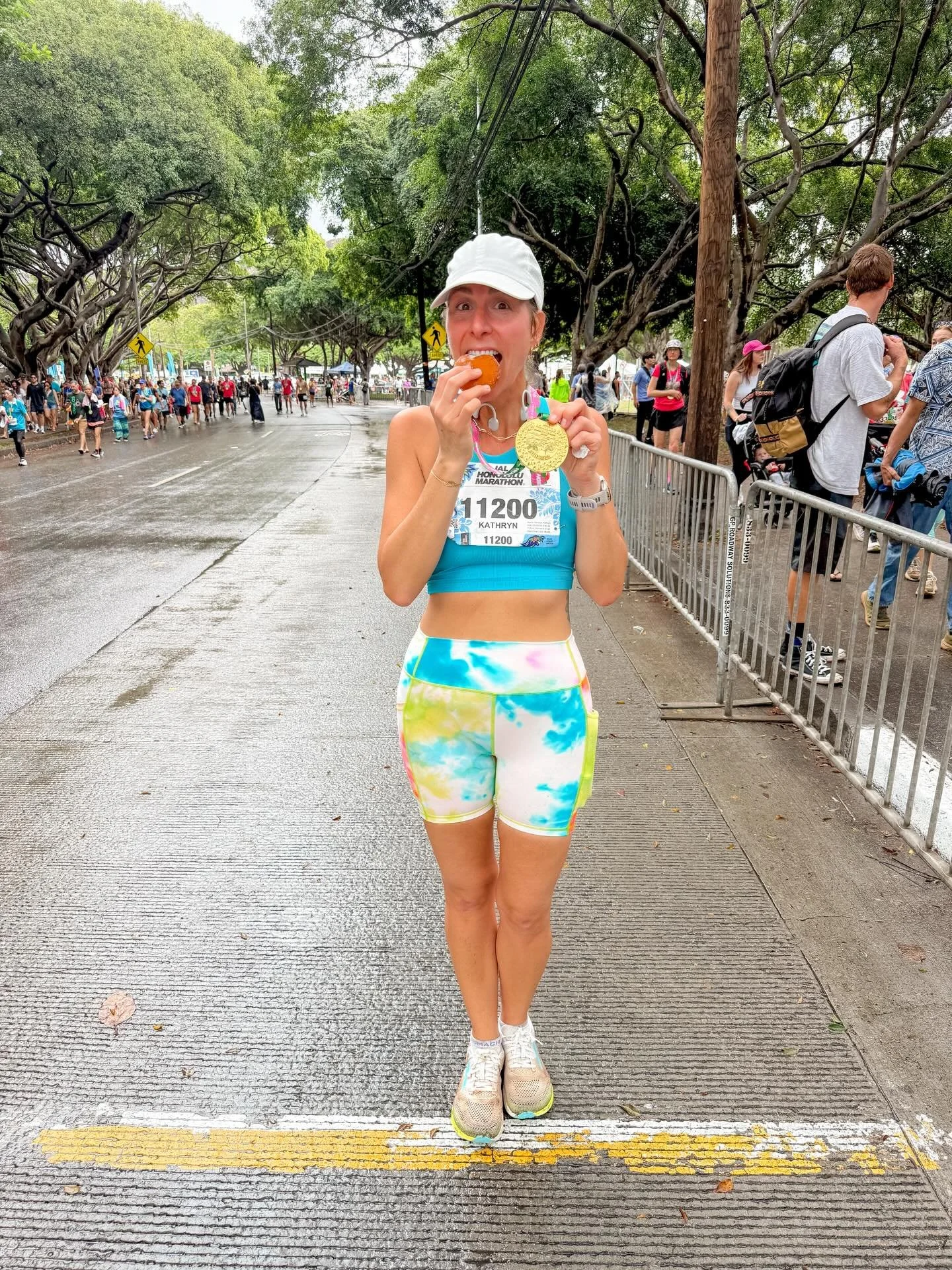 Day 4: Tropical Marathon Vibes

Marathon #8 done ✅ i ke kapuaʻi o ke kukini &hellip; in the footsteps of the runner 🫶

It was an epic experience for soooo many reasons:

🌧️🎇 Downpour and fireworks at the start.
🌄🌊 Truly gorgeous location and cou