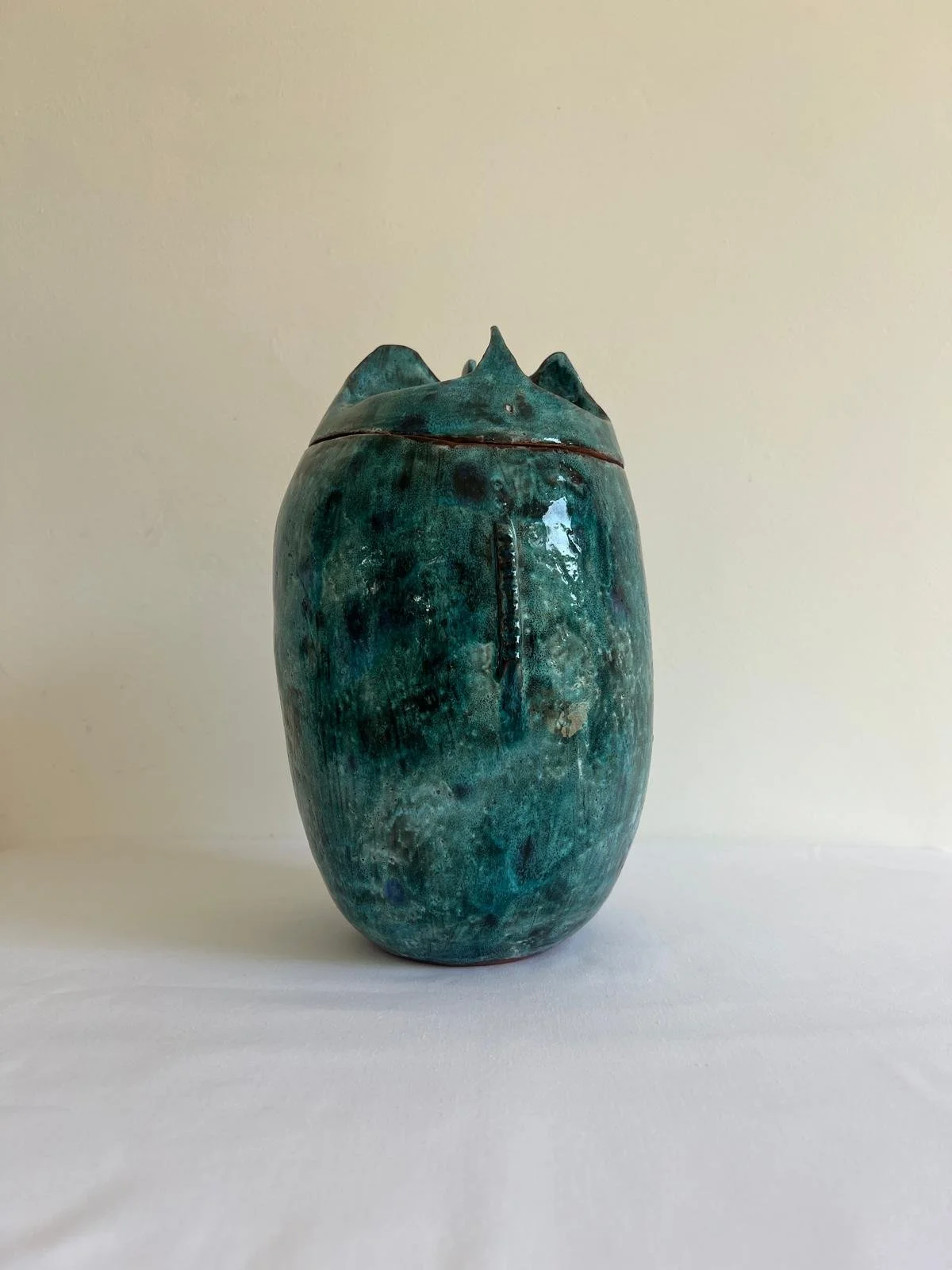 Pot with lid | Hand built | Earthenware