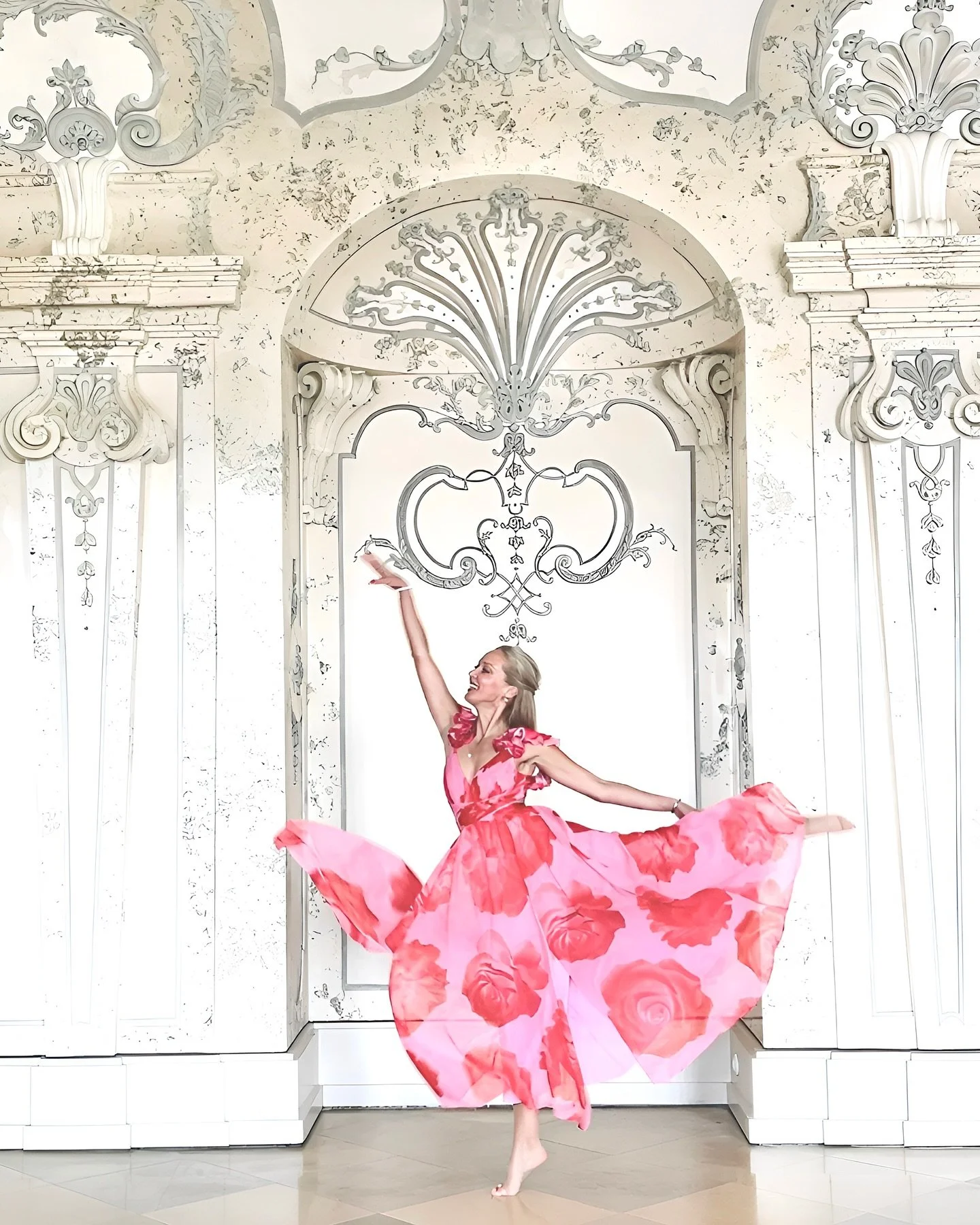 💃🏻 Through movement, I feel most alive.

✨ Where rhythm replaces thought, and every step becomes emotion, energy, and freedom.

👰🏻&zwj;♀️ Creating wedding dances that feel just like this &mdash; natural, alive, and full of connection.

💌 If you 