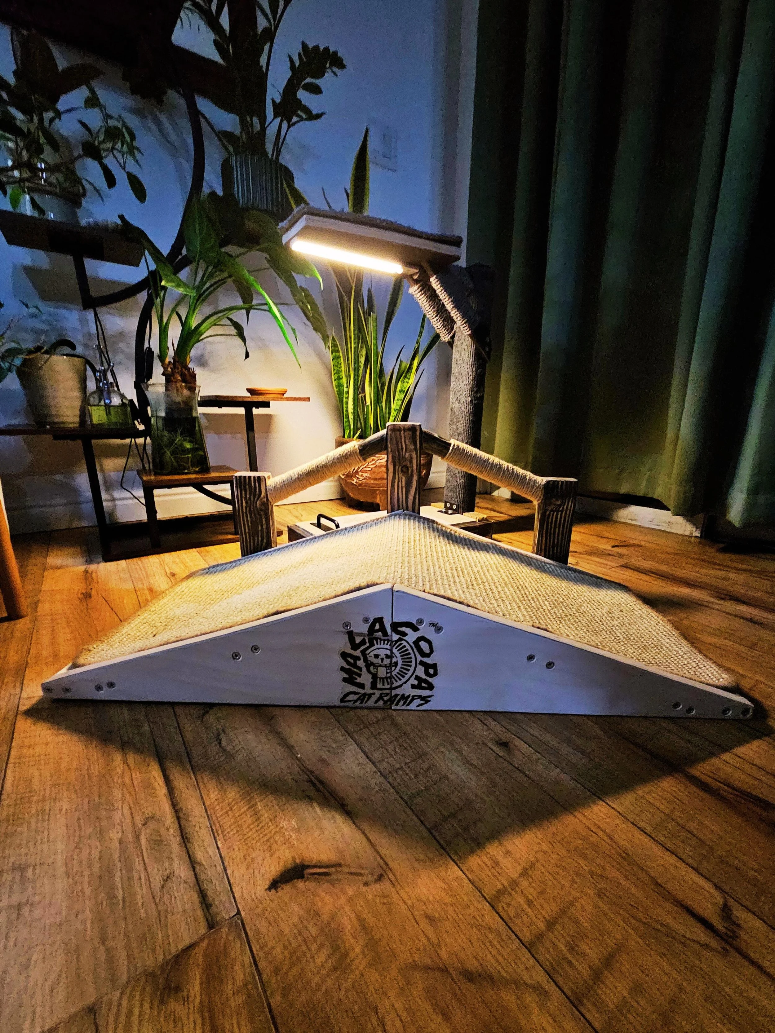 MCS A-FRAME CAT RAMP