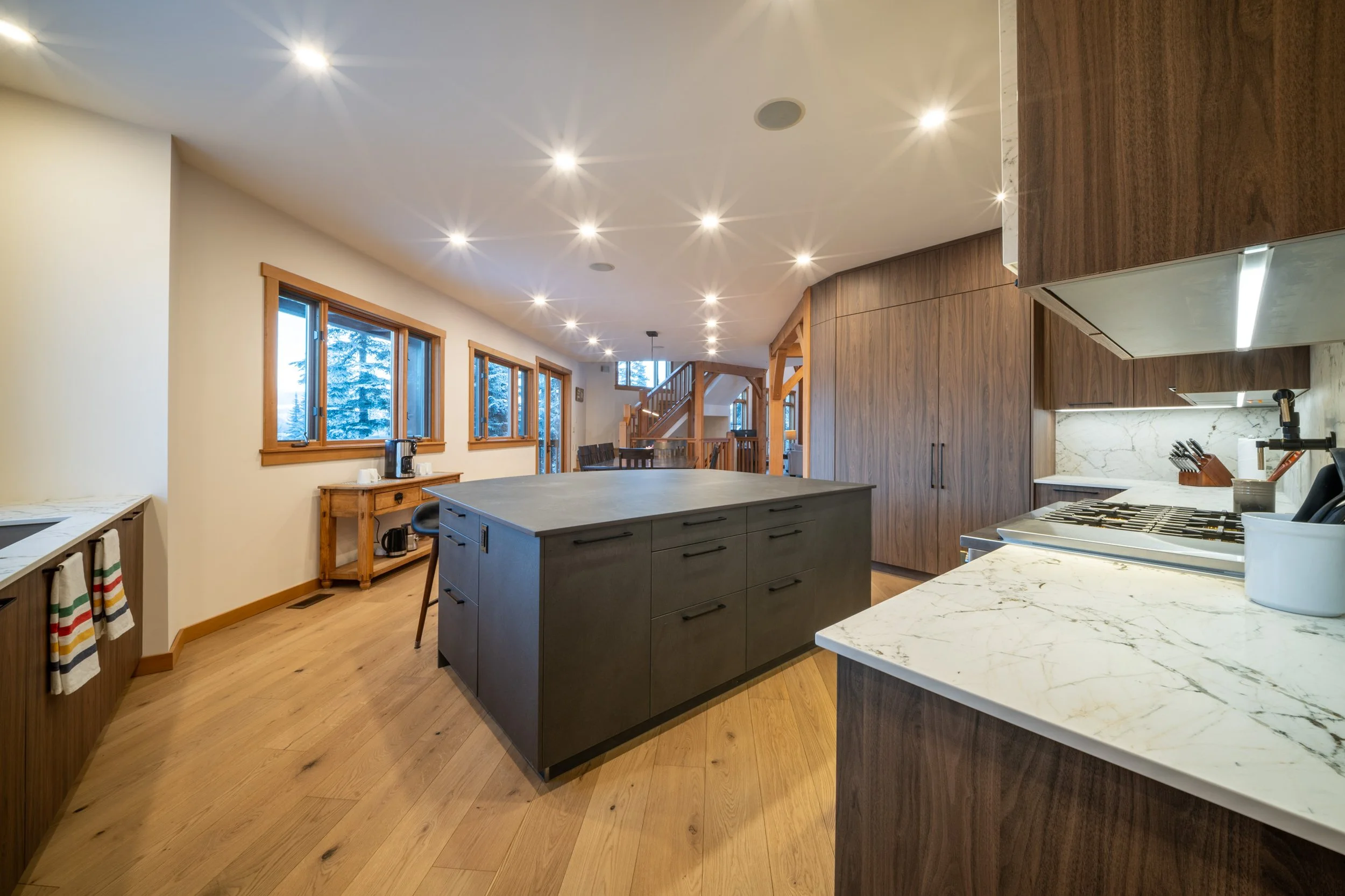 Full House Reno in Golden, BC