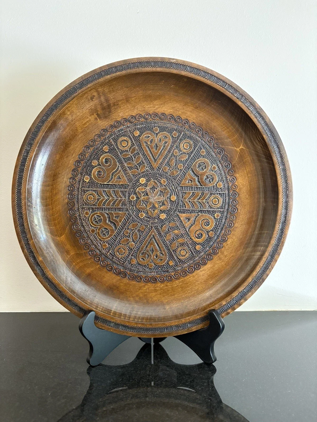 Hand-carved wooden plate from Kraków, 1982