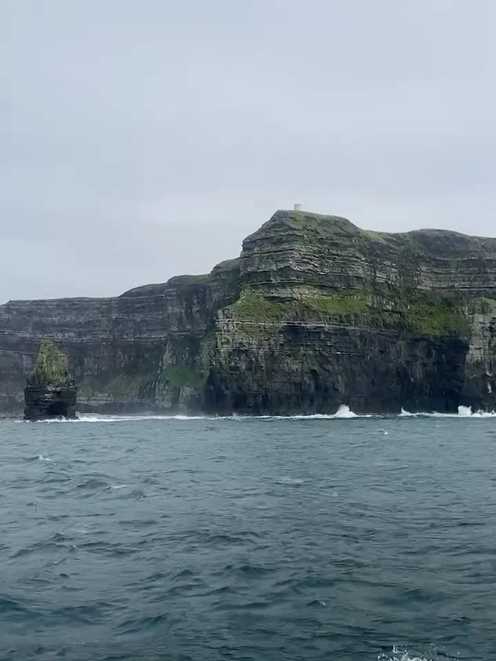🌊☘️ CLIFFS OF MOHER, IRELAND ☘️🌊

Towering above the Atlantic Ocean, the Cliffs of Moher are one of those rare places that truly leave you speechless. From the crashing waves below to the endless green coastline above, every viewpoint feels straigh