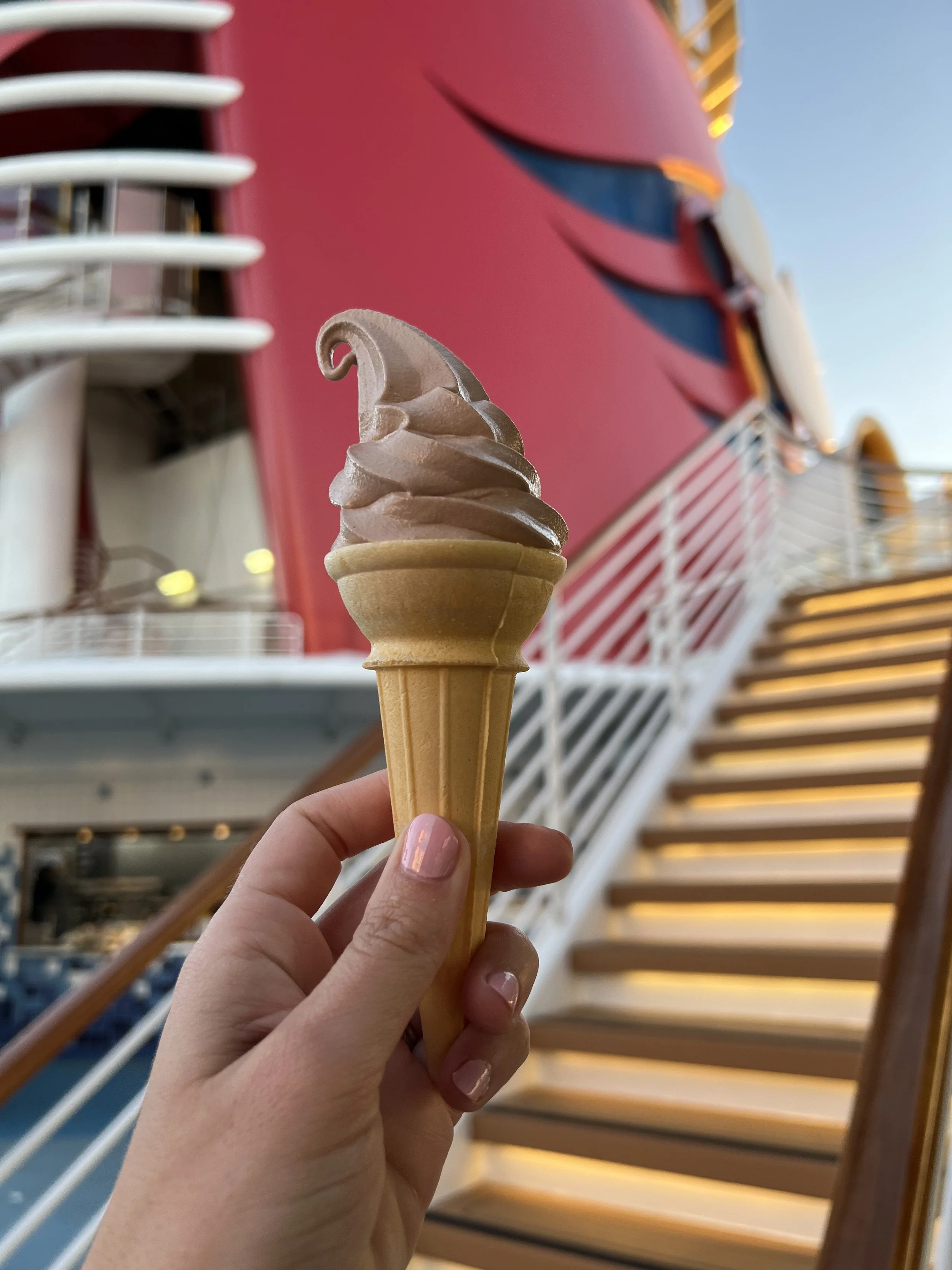 5 Things to Know about Dining on a Disney Cruise