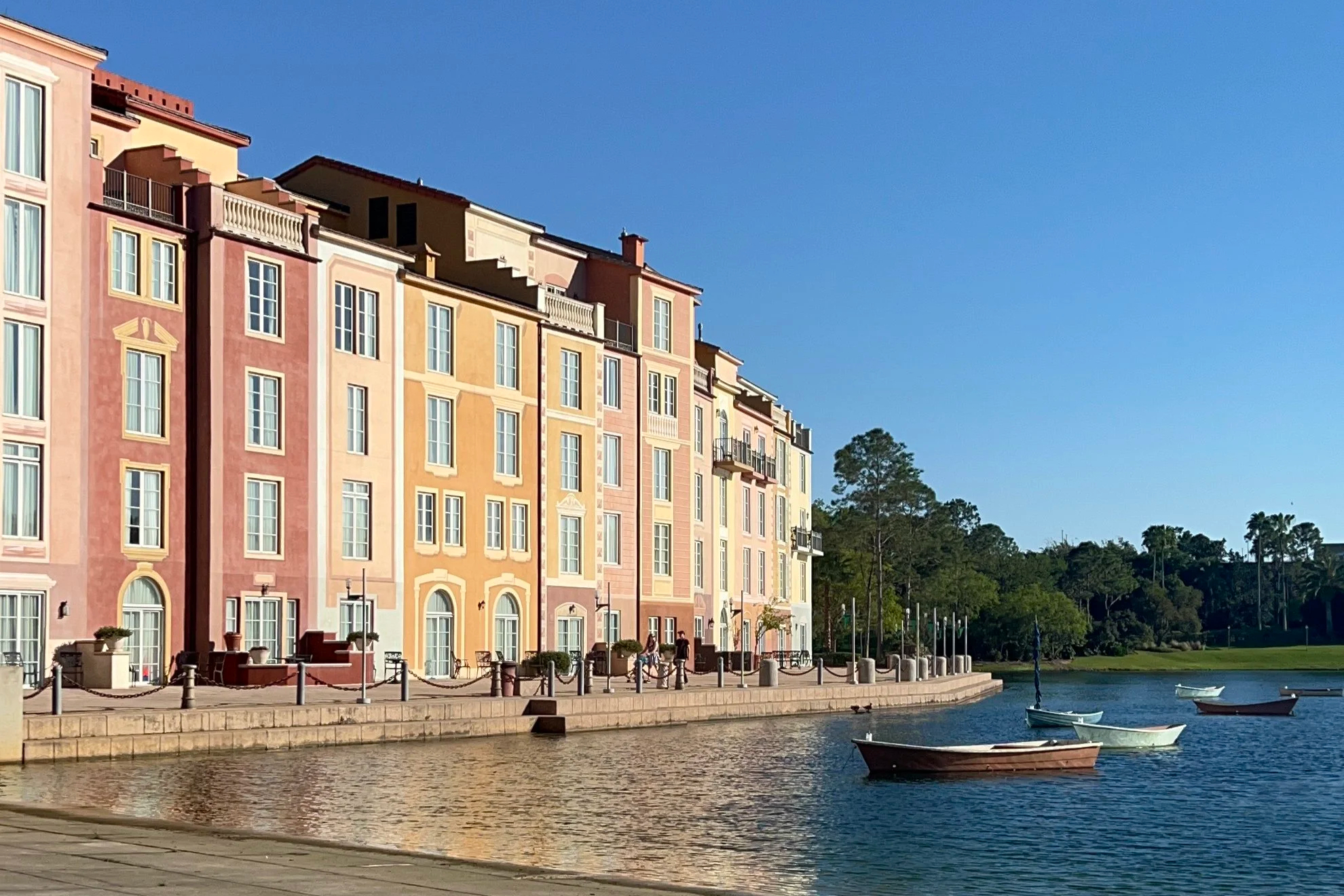 Choosing a Resort for your Universal Vacation