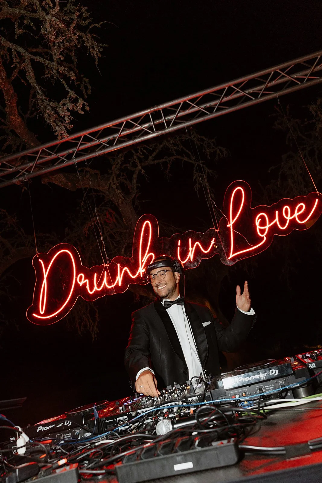 L & J - Wedding day-788 copy.jpg