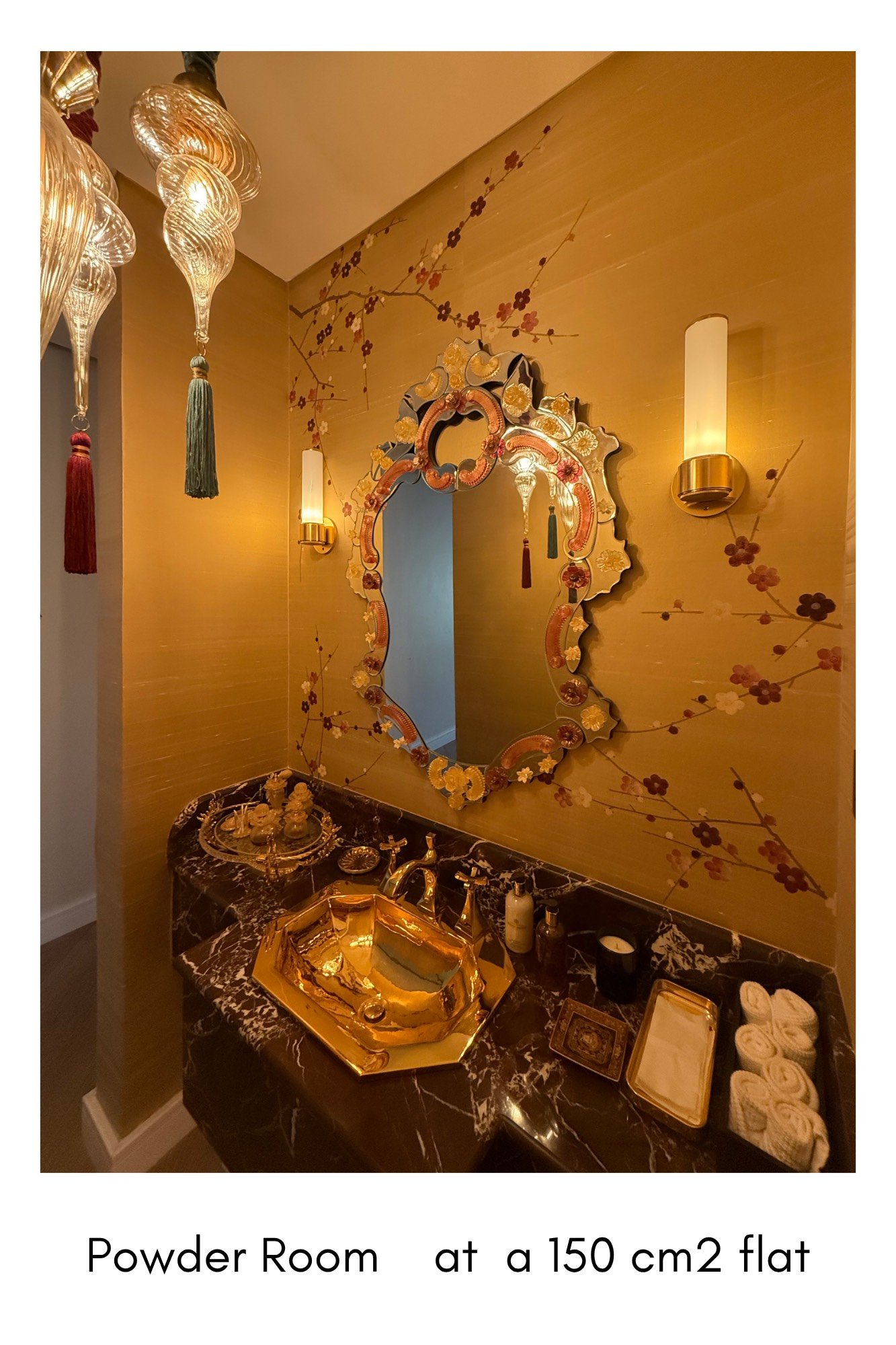 Powder Room at a 150 cm2 flat.png