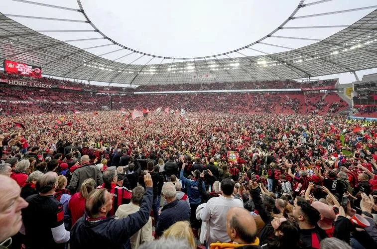 The Impact of Embracing a Global Fan Base