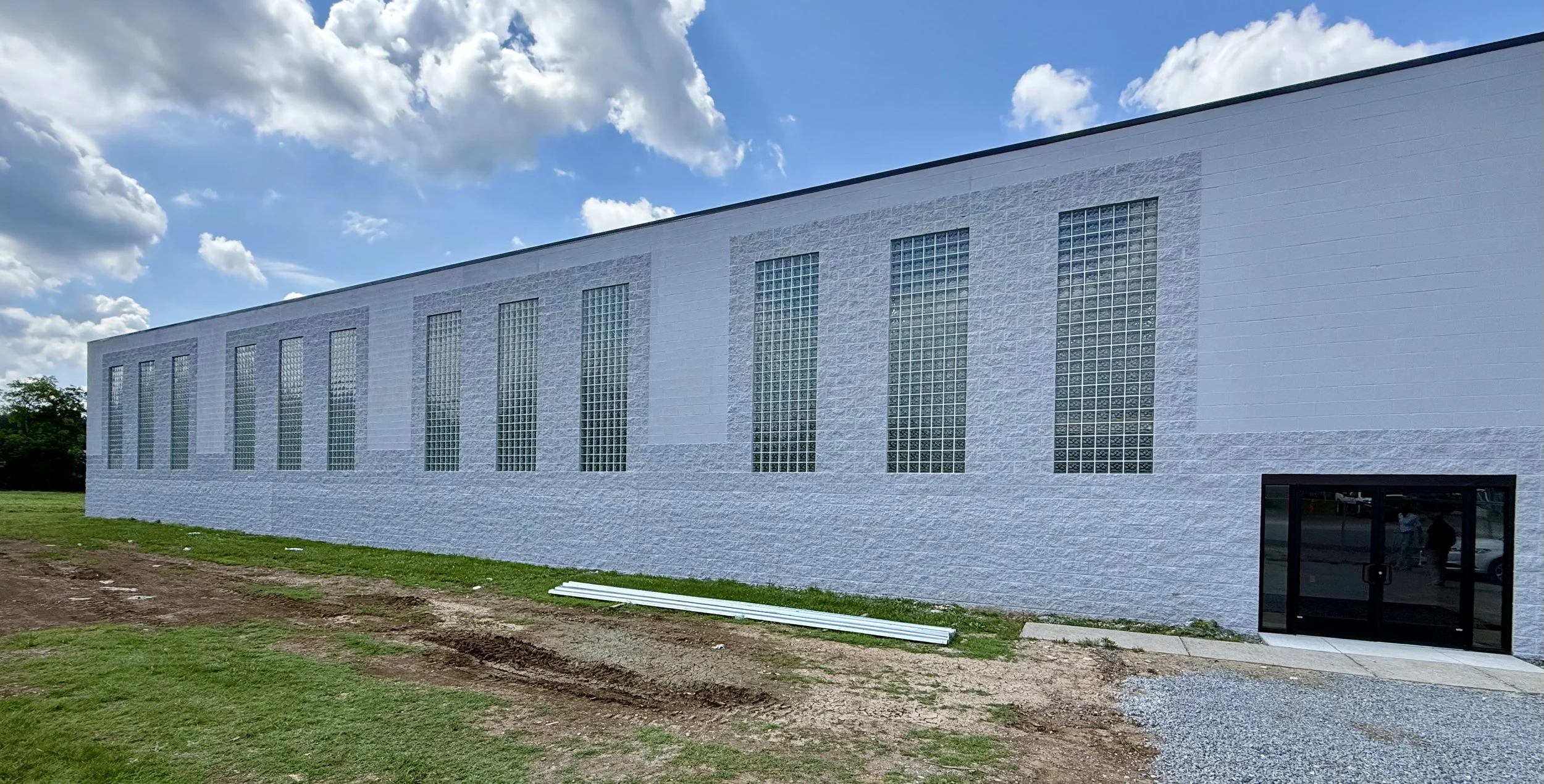 Renovation of Warehouse for Heavy Industry Vehicle Repair Shop