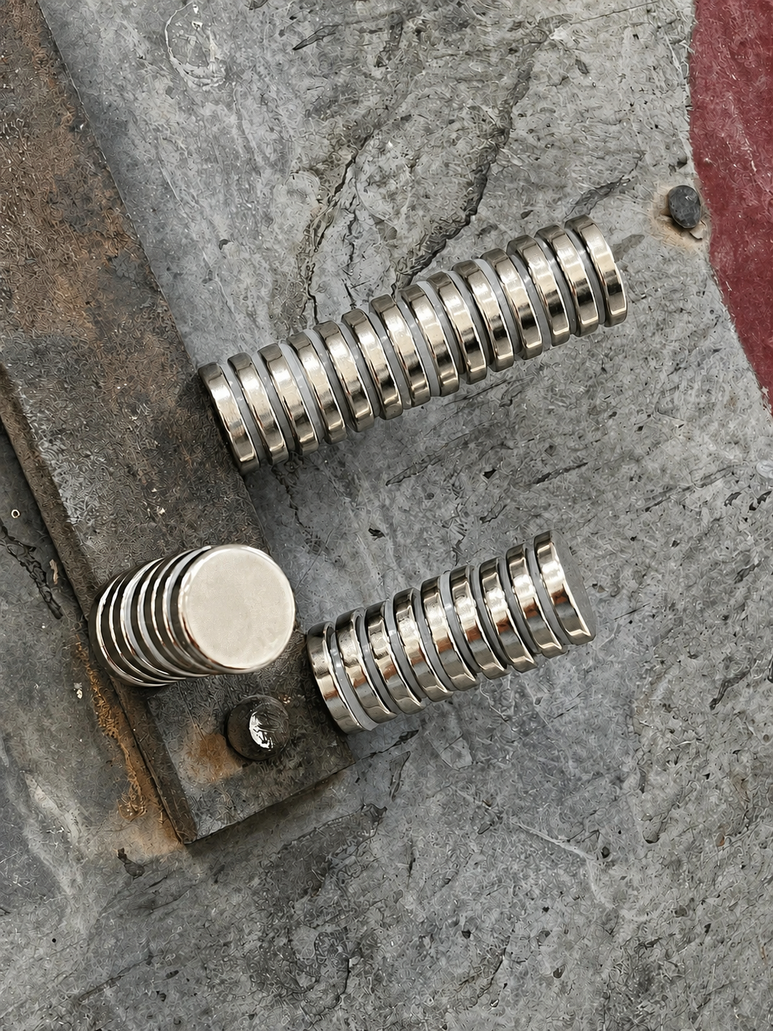 Magnets On Windmill 1.png