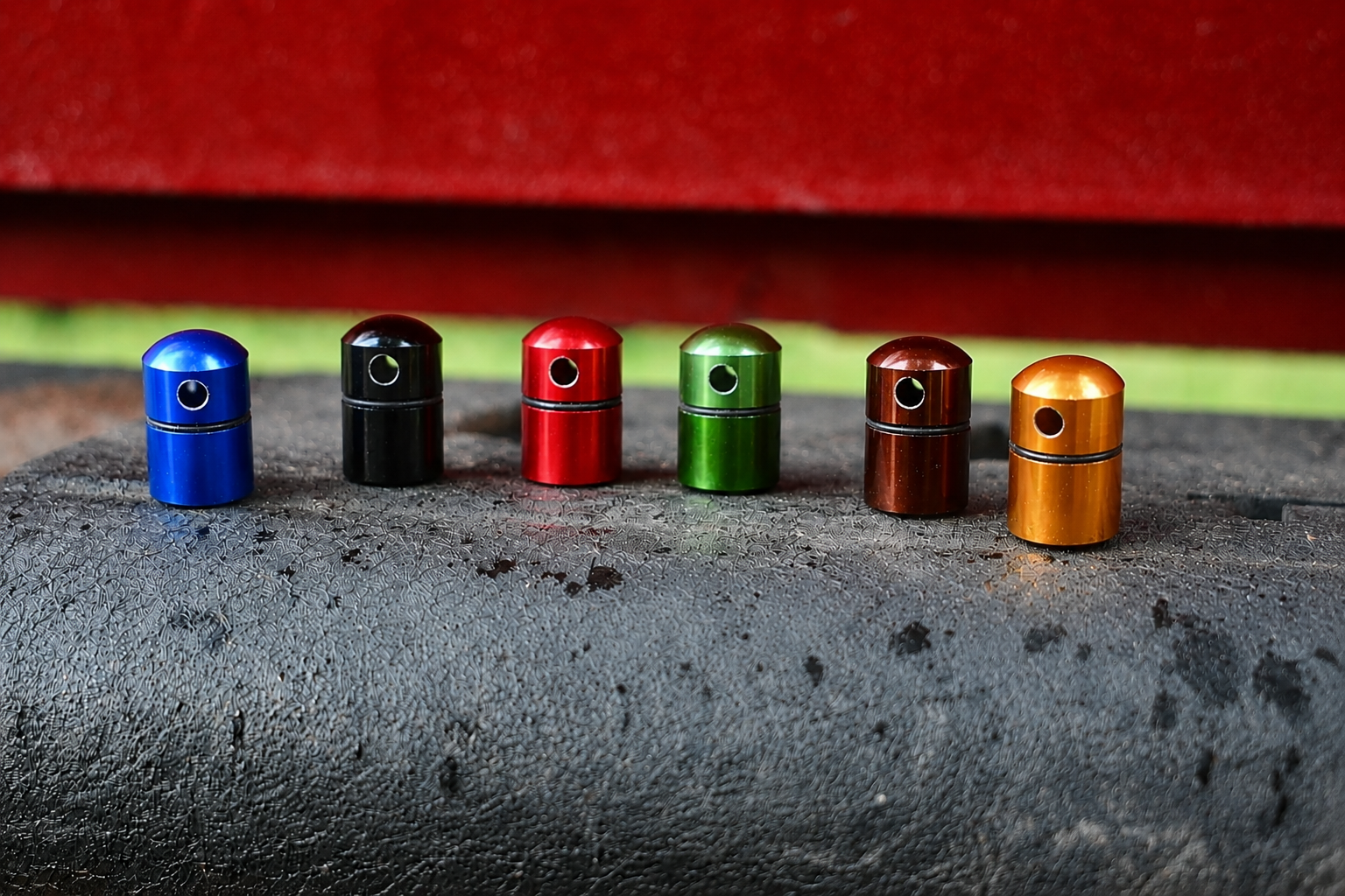 Magnetic Bullet Nose Work Hide