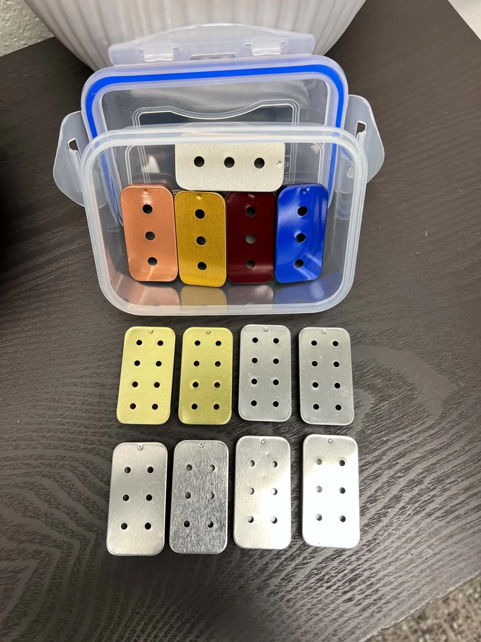 Nosey Box: Basic Tin Collection – Nose Work Training Assortment