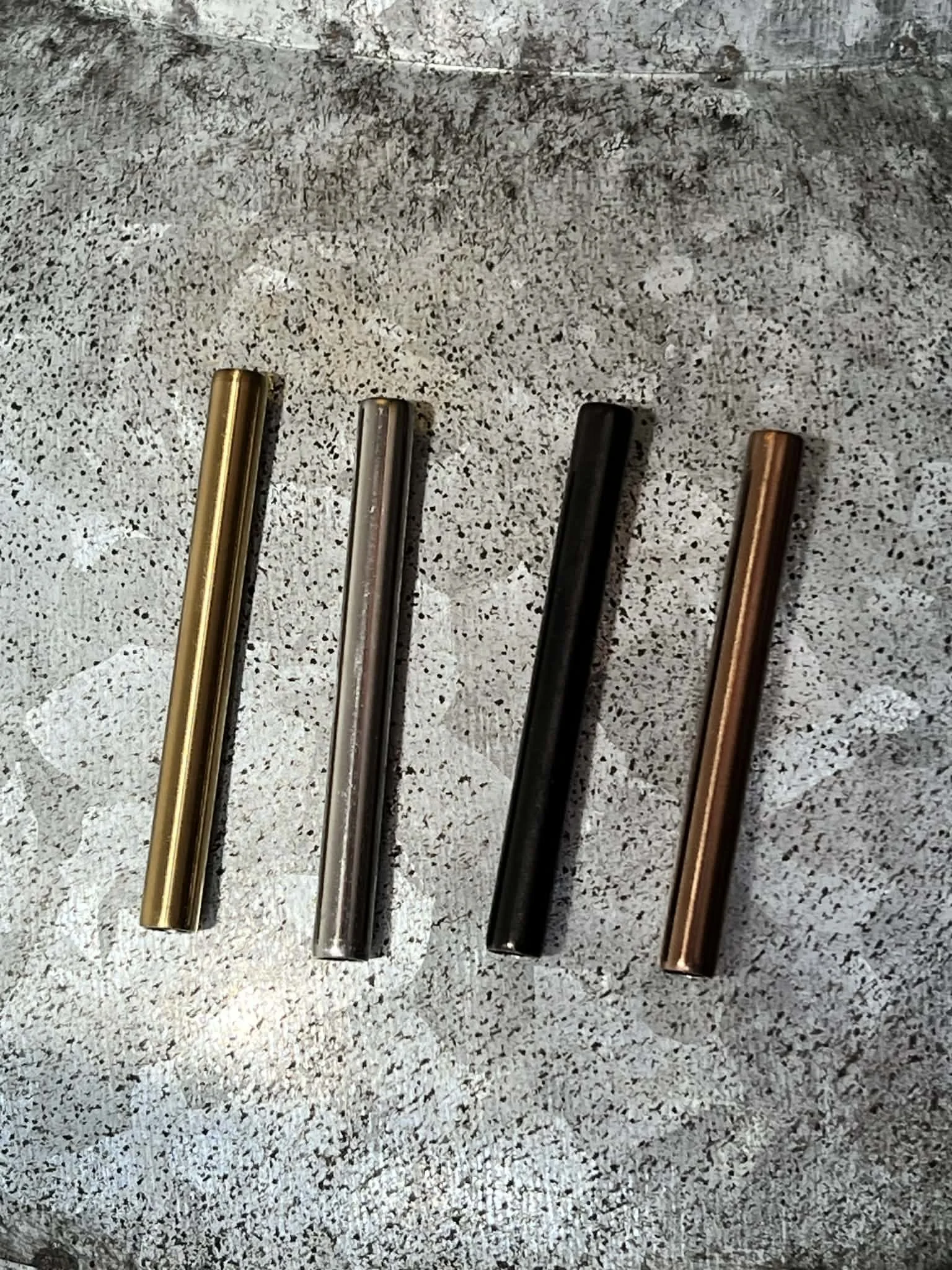 magnetic straw for scent work.jpg