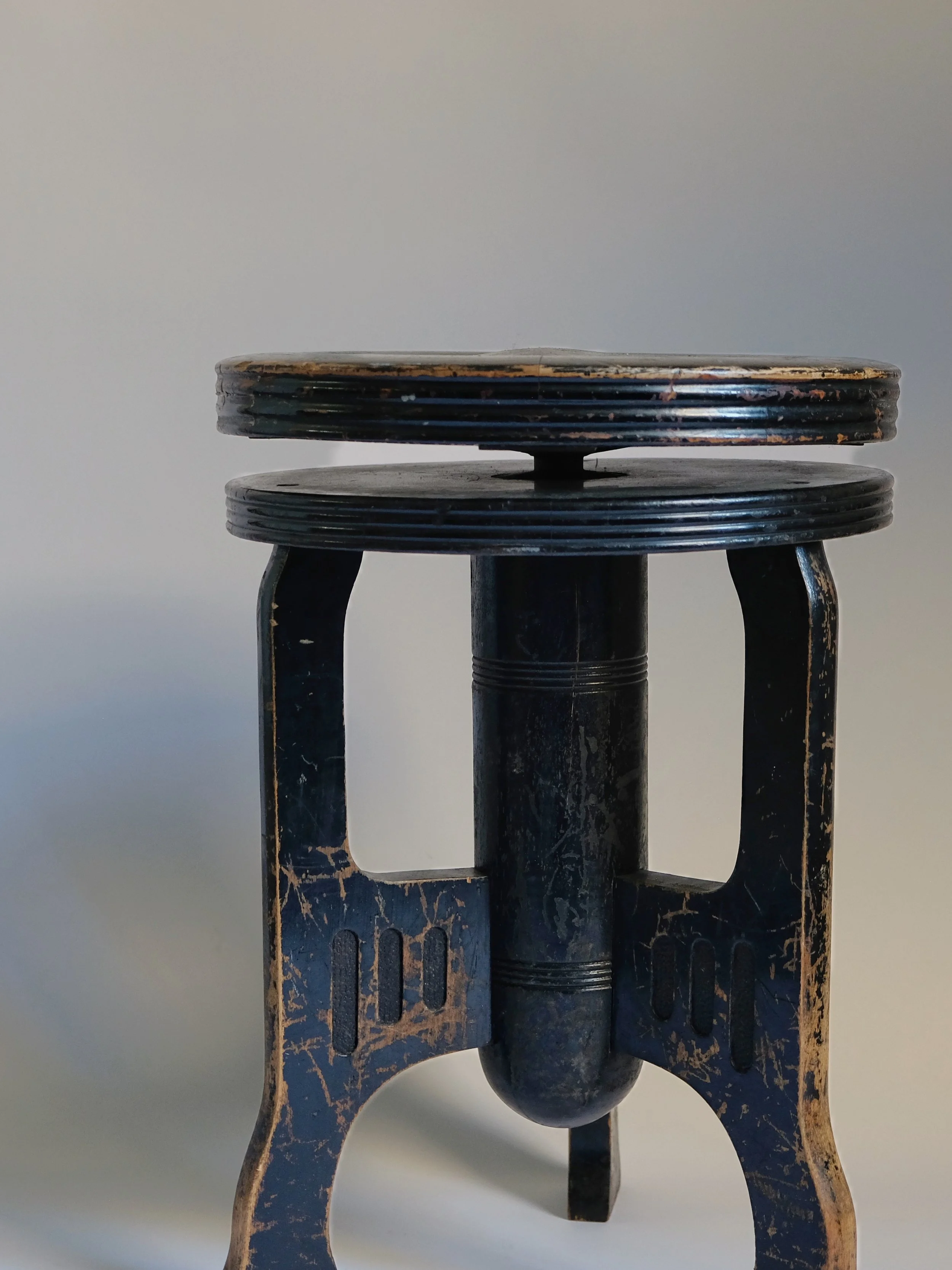 Piano Stool 3.jpg