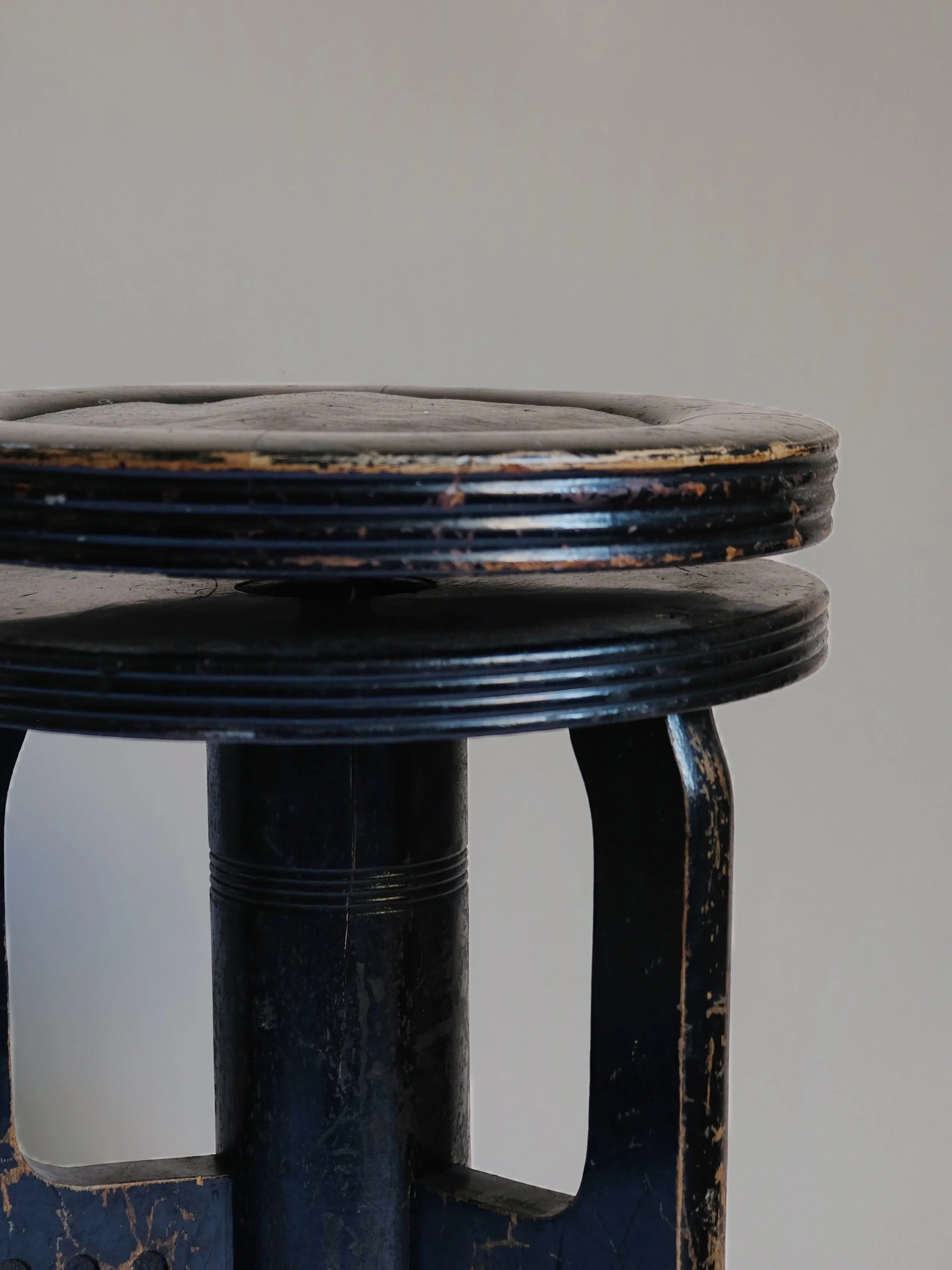 Piano Stool 1.jpg